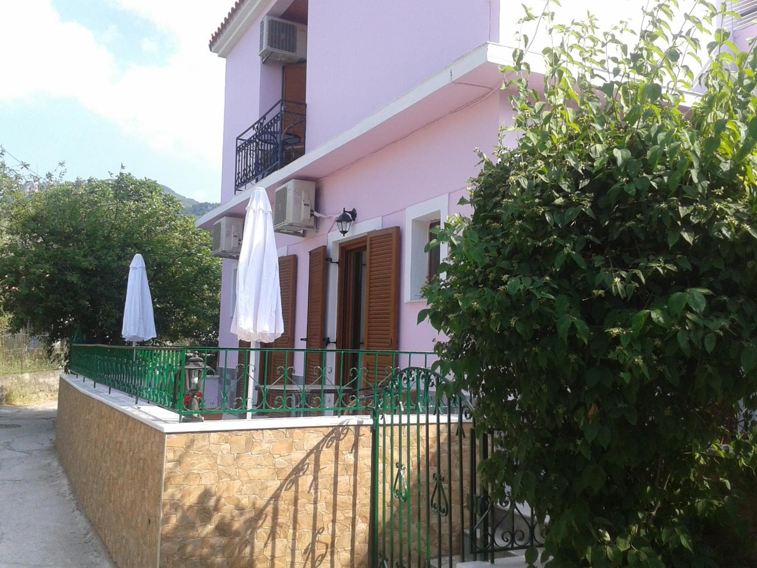 Vassilis Studios