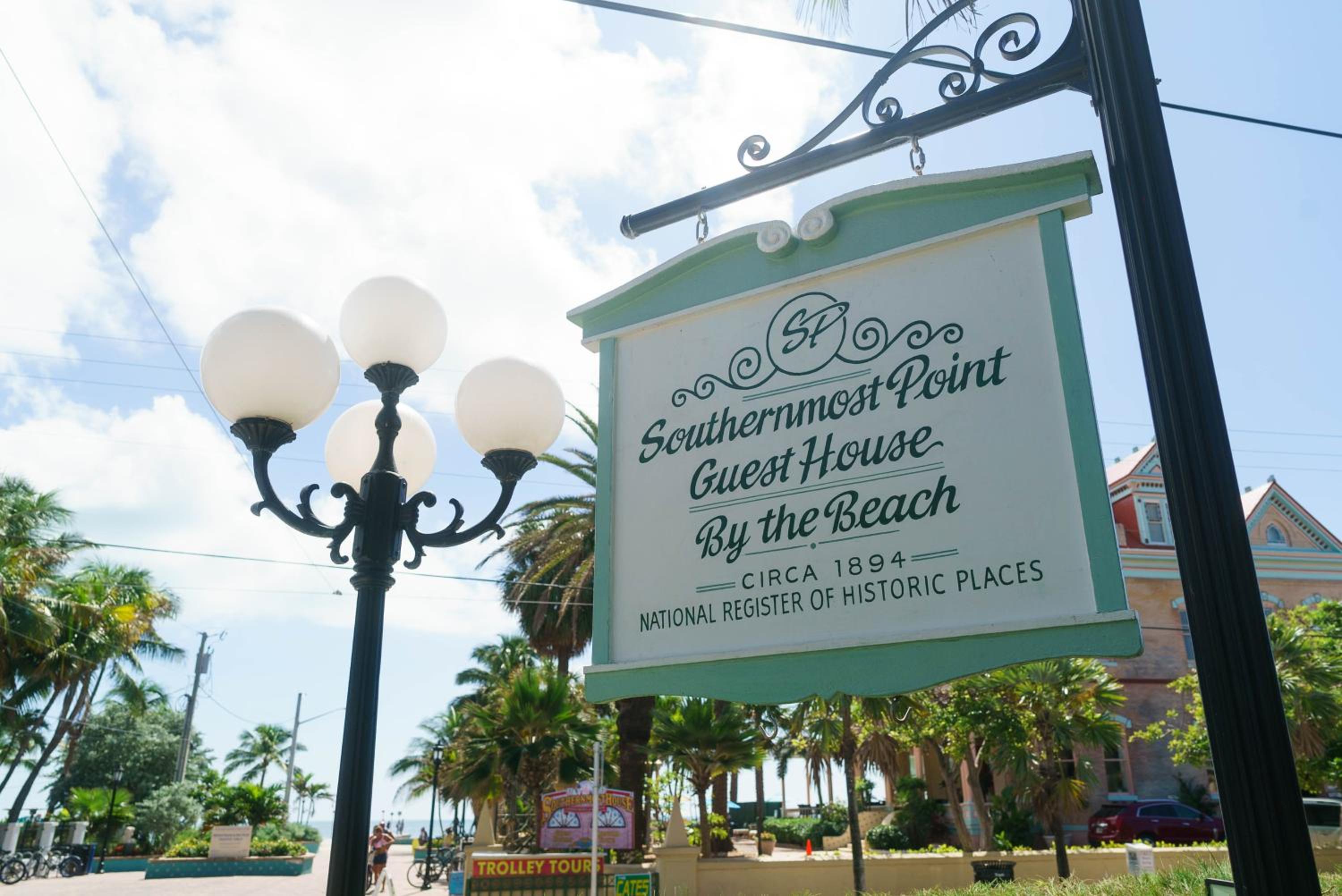 Southernmost Point Guest House & Garden Bar