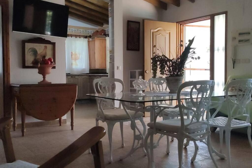 villa las aguilas