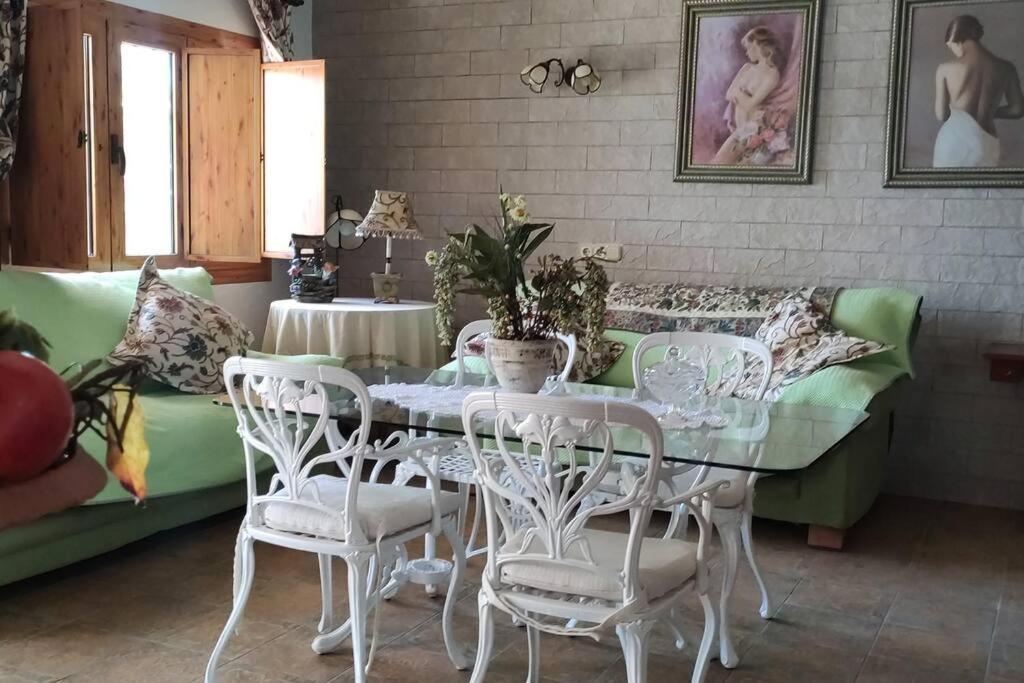 villa las aguilas