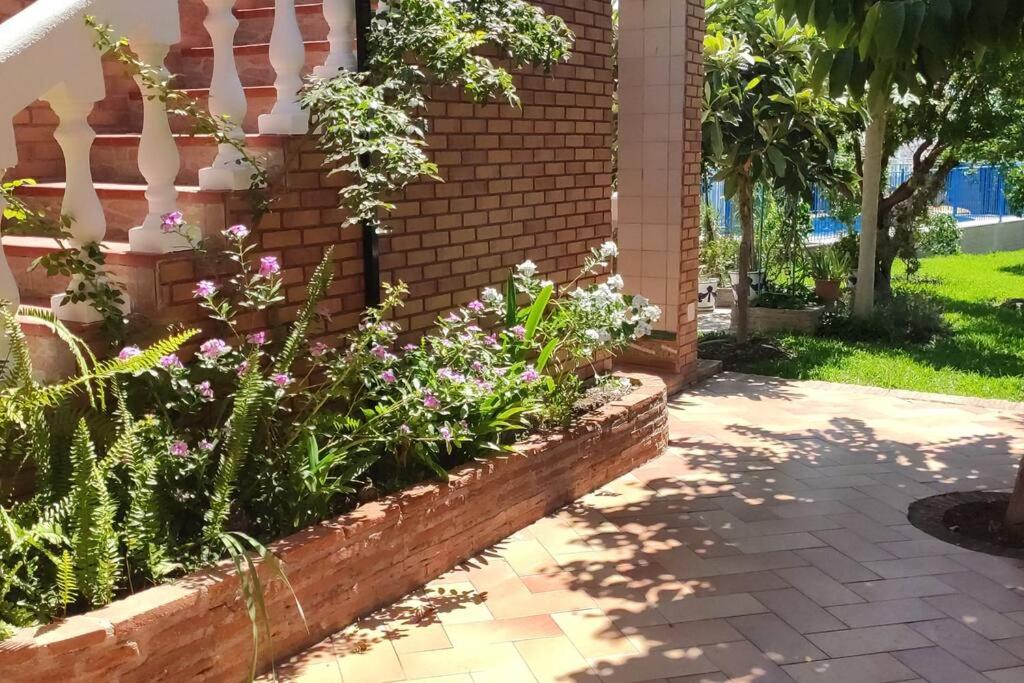 villa las aguilas