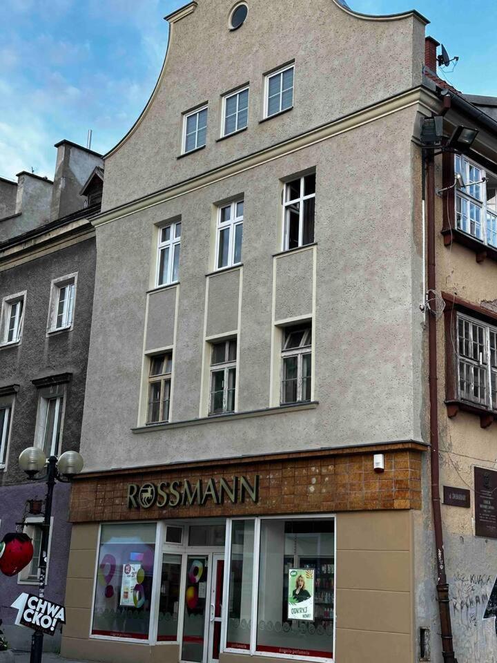 Apartament z widokiem na Rynek Starego Miasta by RENT4YOU