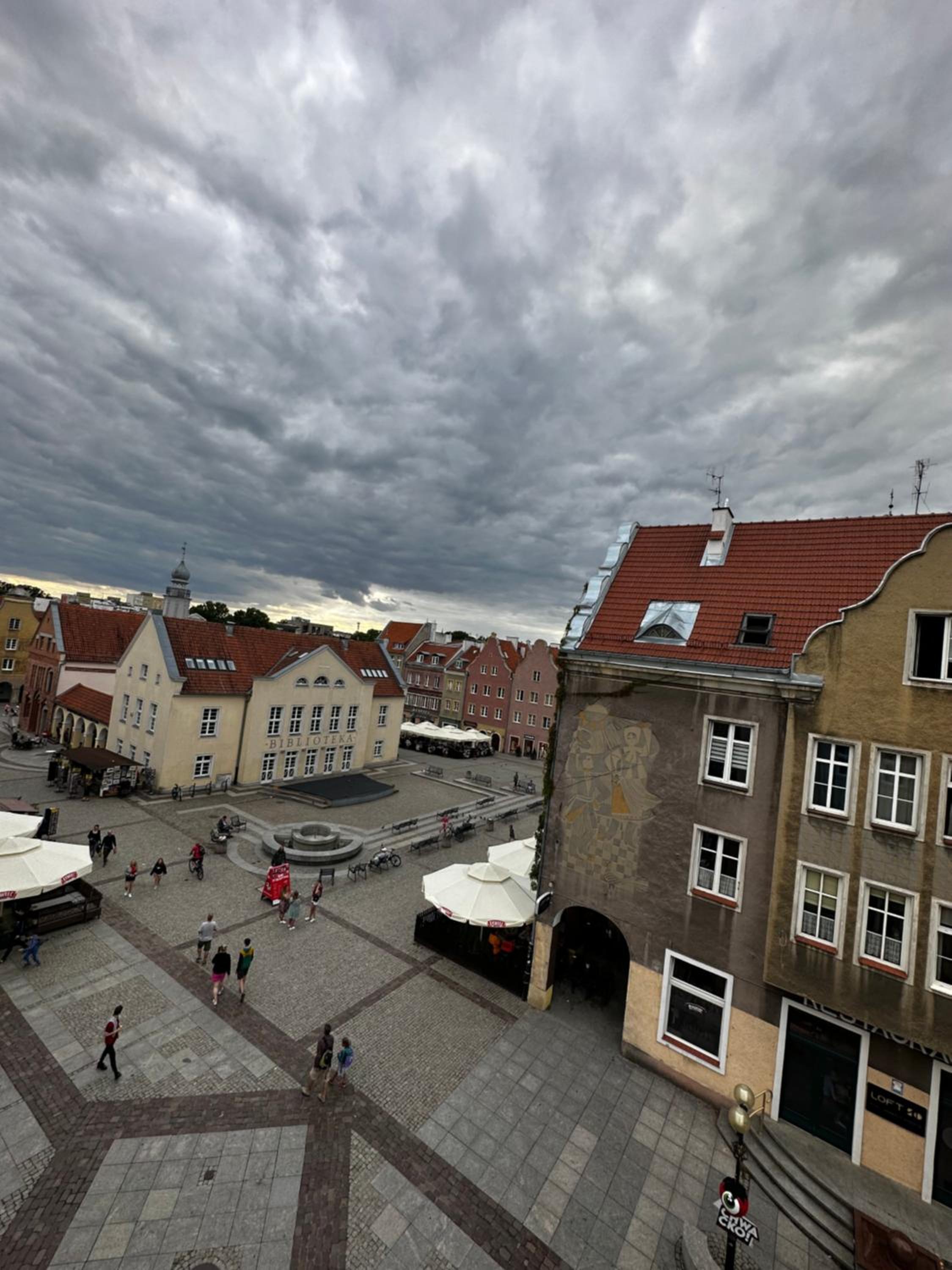Apartament z widokiem na Rynek Starego Miasta by RENT4YOU