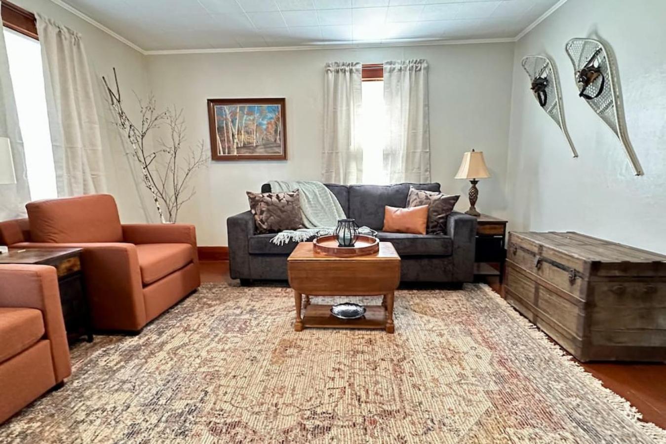 3 beds in Gorham direct trail access view 4