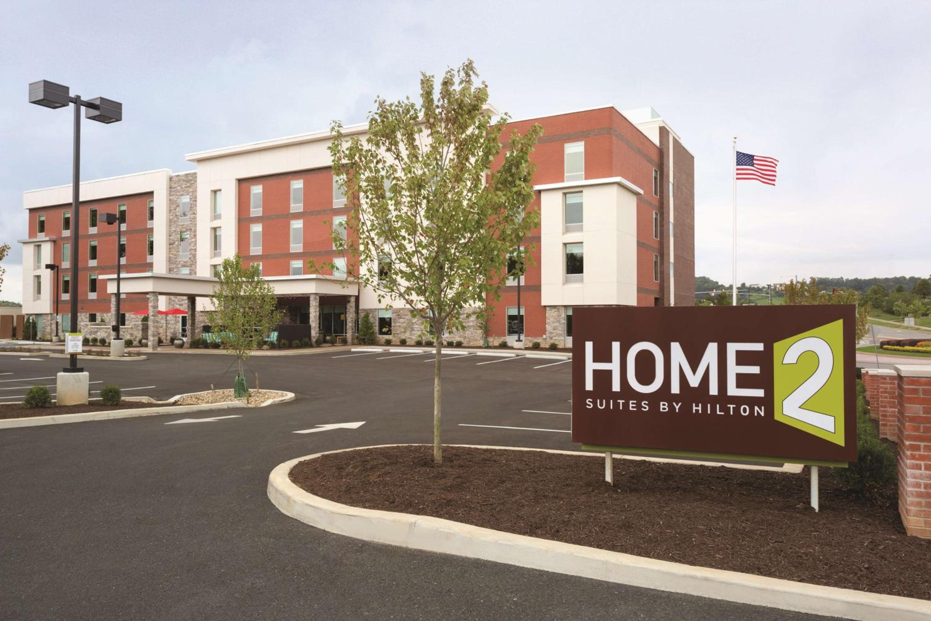 Home2Suites Pittsburgh Cranberry view 3