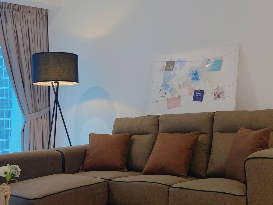 Luxury Residence @ Eaton