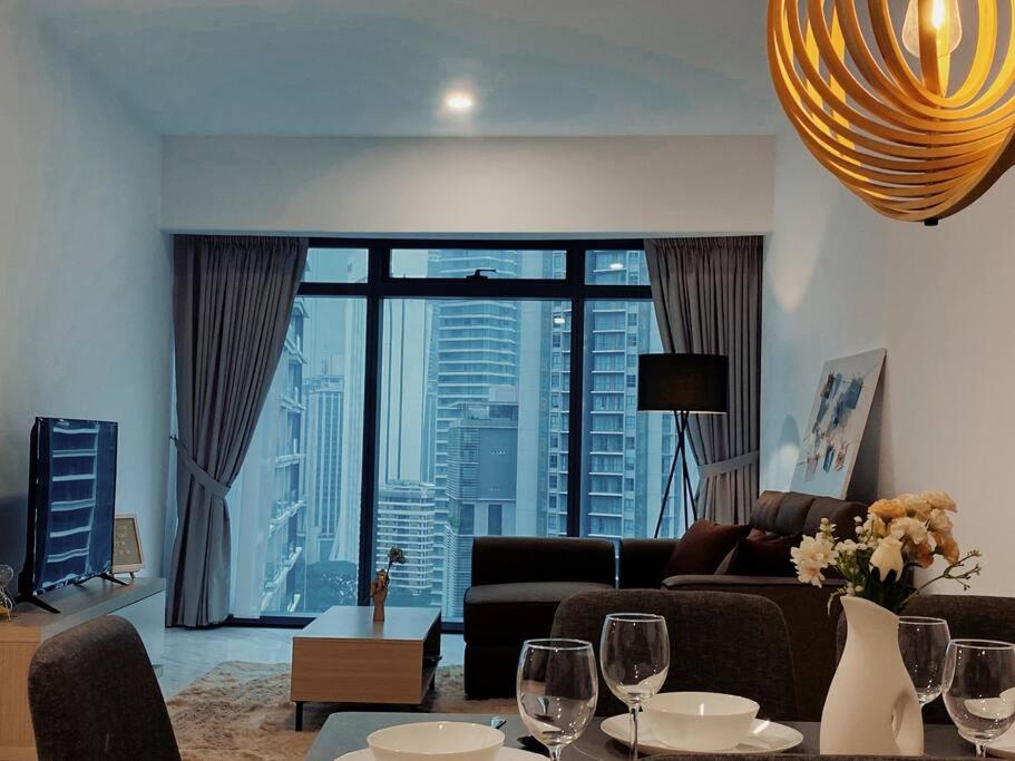 Luxury Residence @ Eaton