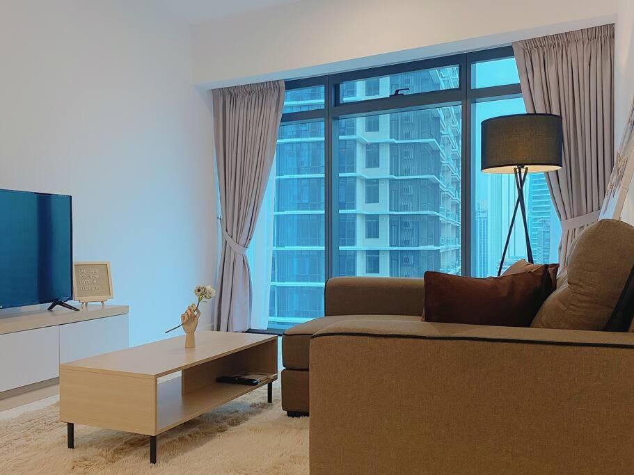 Luxury Residence @ Eaton