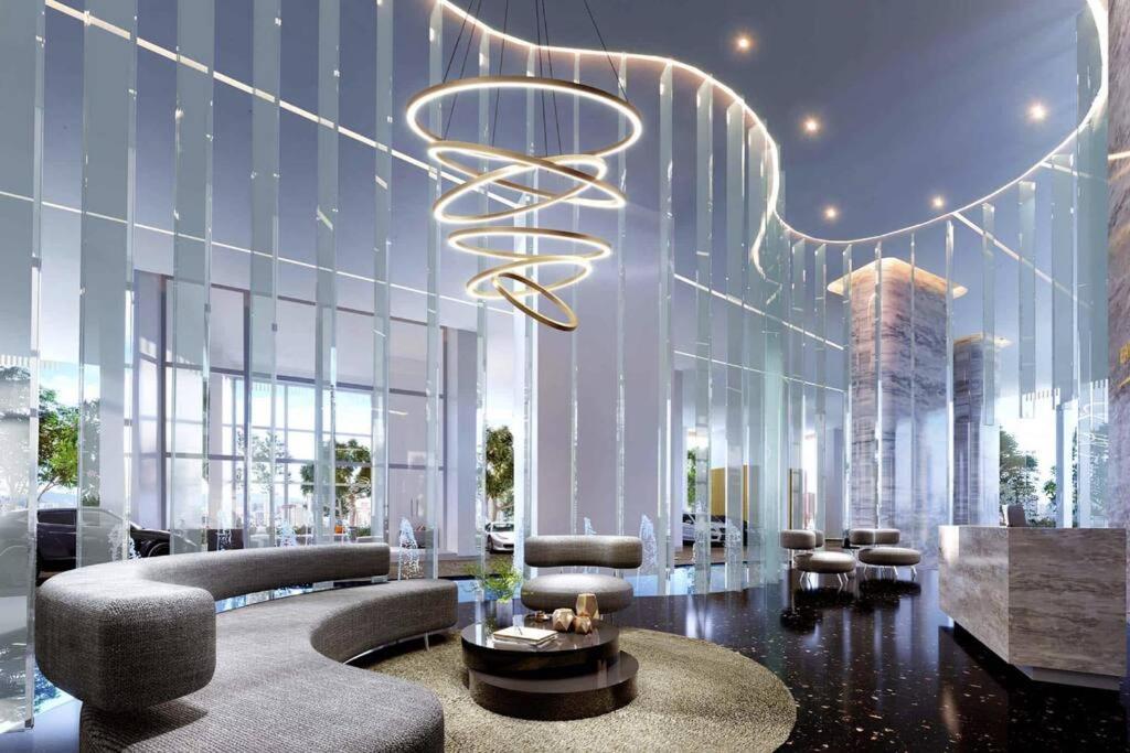 Luxury Residence @ Eaton