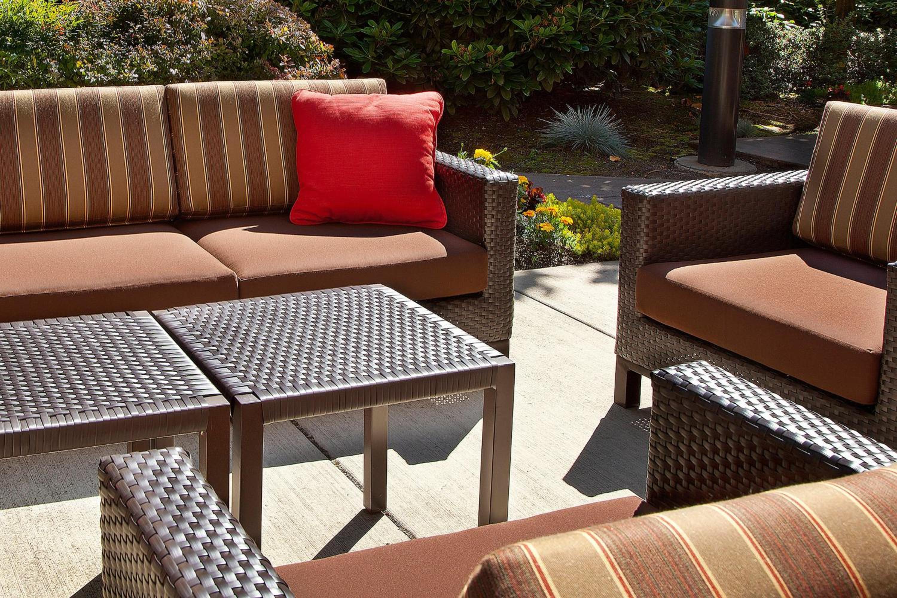 Boston Vacations - Courtyard Boston Natick - Property Image 5