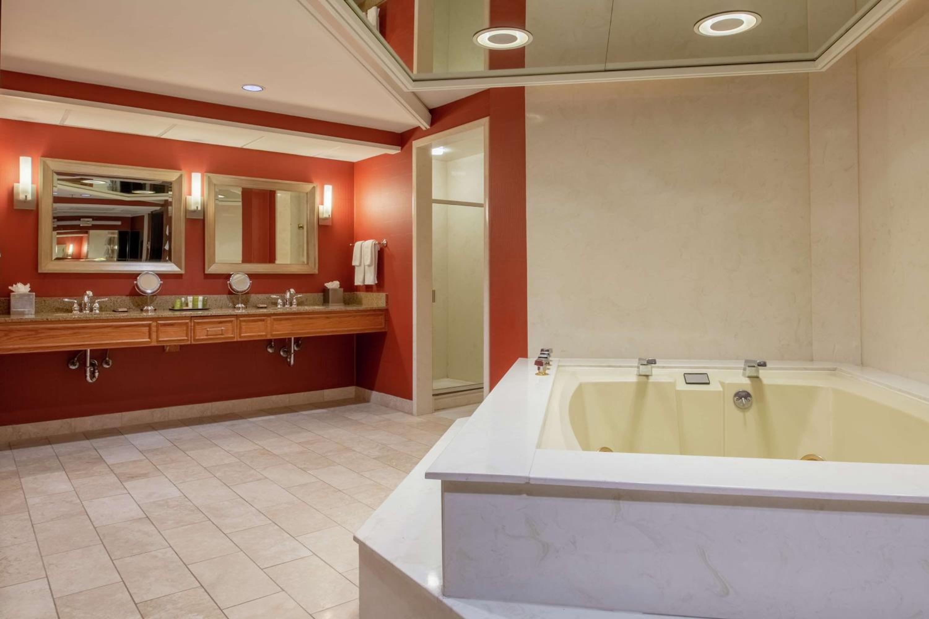 Hilton Bellevue - Property Image 10