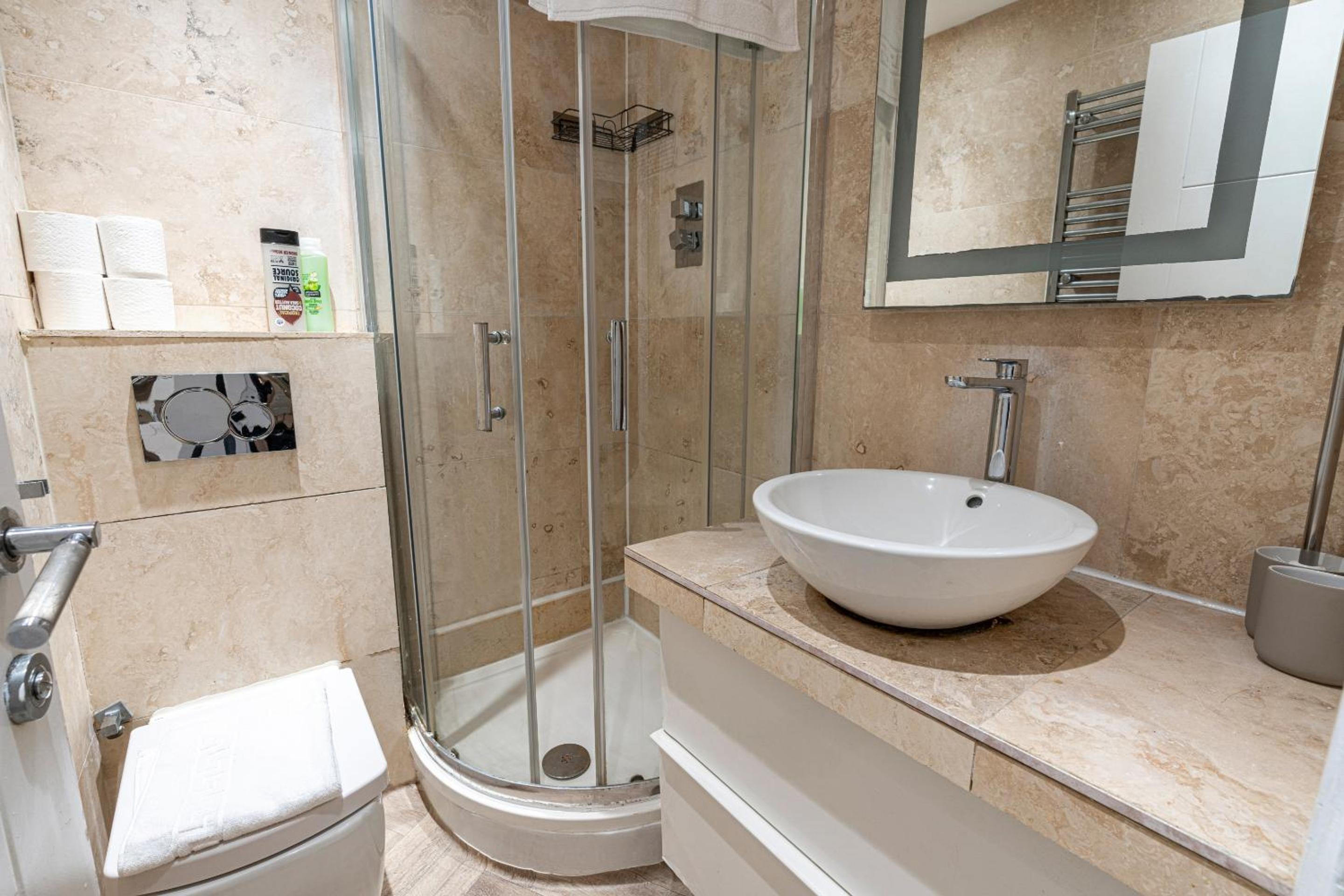 Elegant 3 bedrooms apartment near Hyde Park & Oxford St