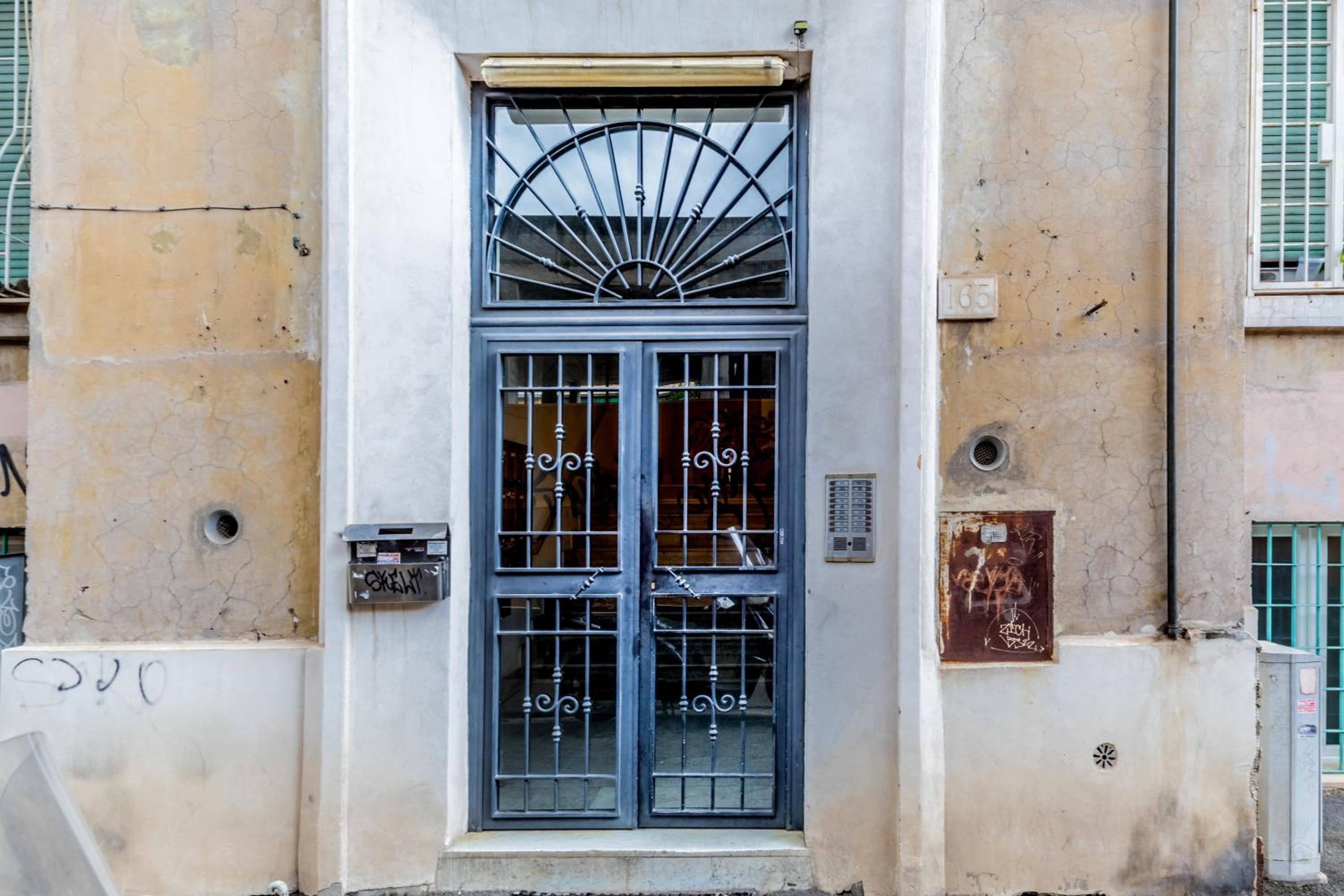 APARTMENT IN TRASTEVERE