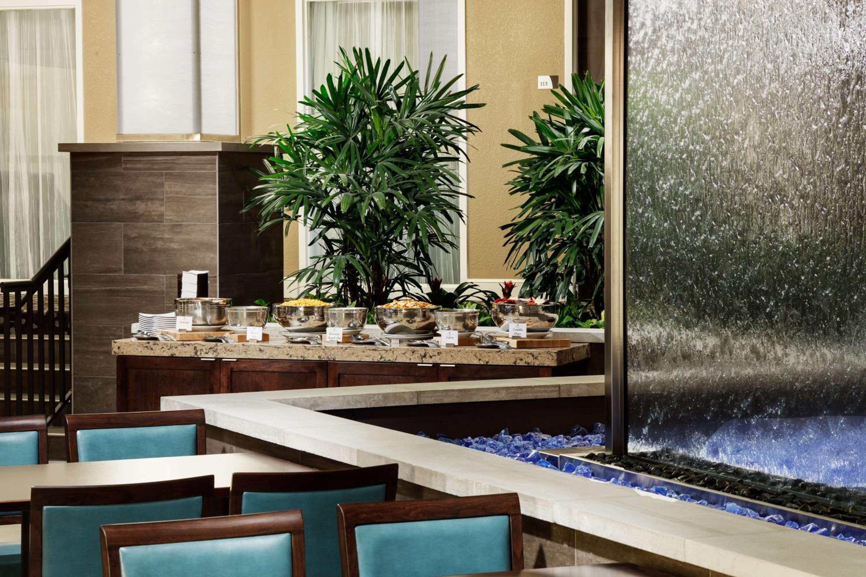 Embassy Suites by Hilton Orlando Lake Buena Vista Resort