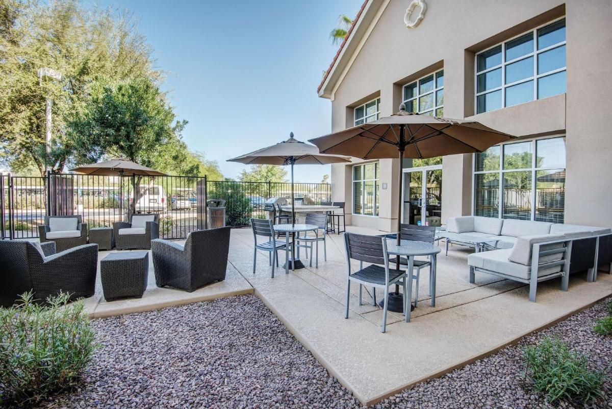 outdoor BBQ area
