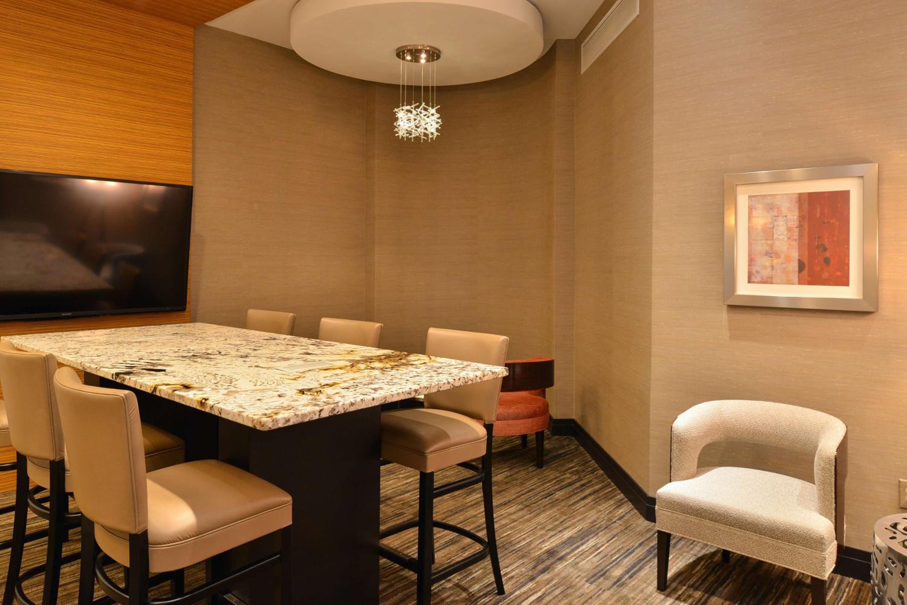 Washington DC Vacations - Hilton Springfield - Property Image 4