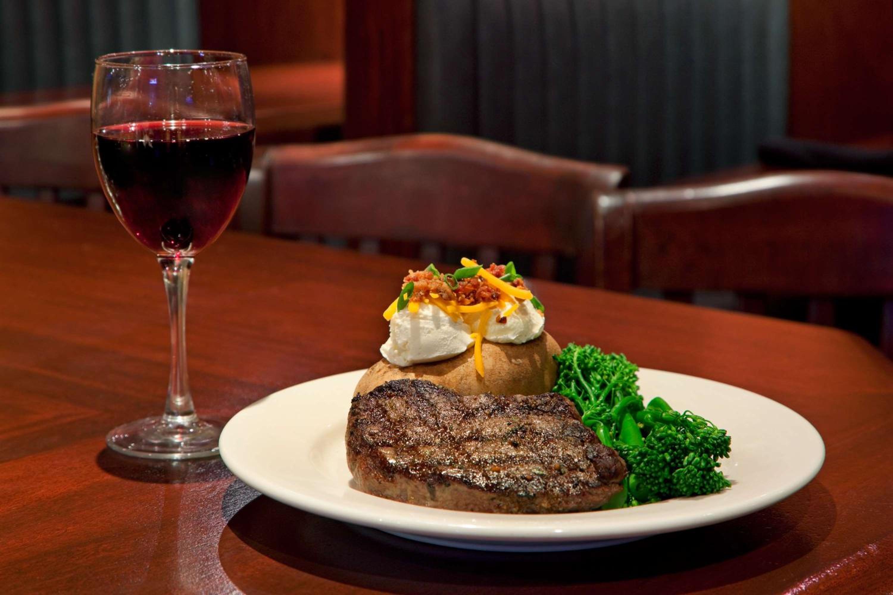 Springfield Vacations - Hilton Springfield - Property Image 26