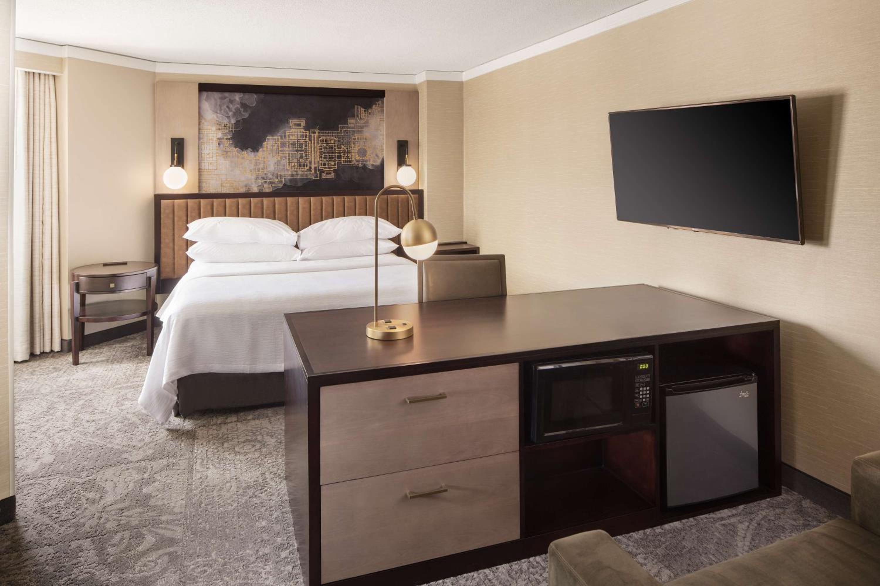 Embassy Suites Tysons Corner - Property Image 12