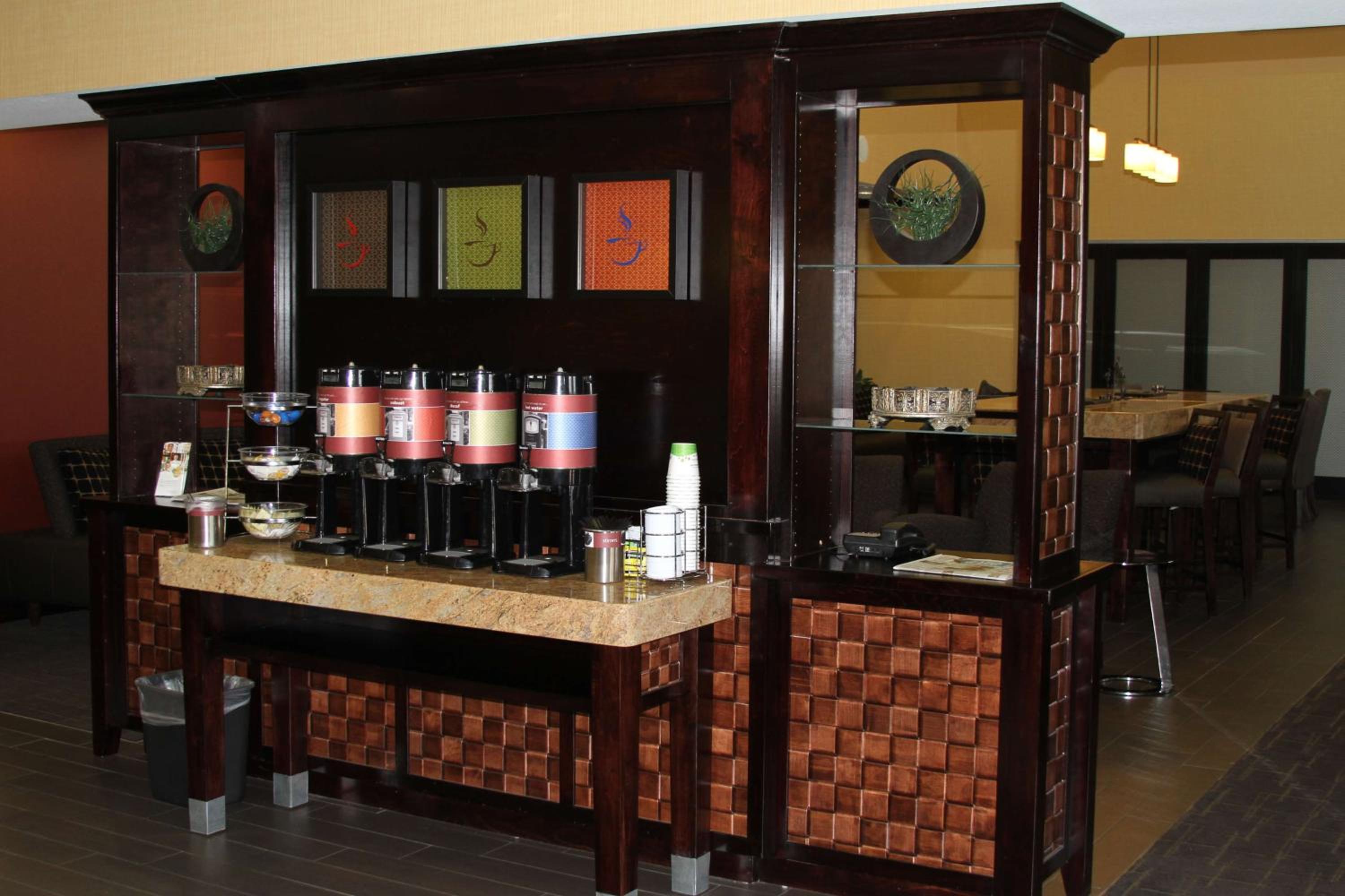 Sweetwater Vacations - Hampton Inn Sweetwater - Property Image 2