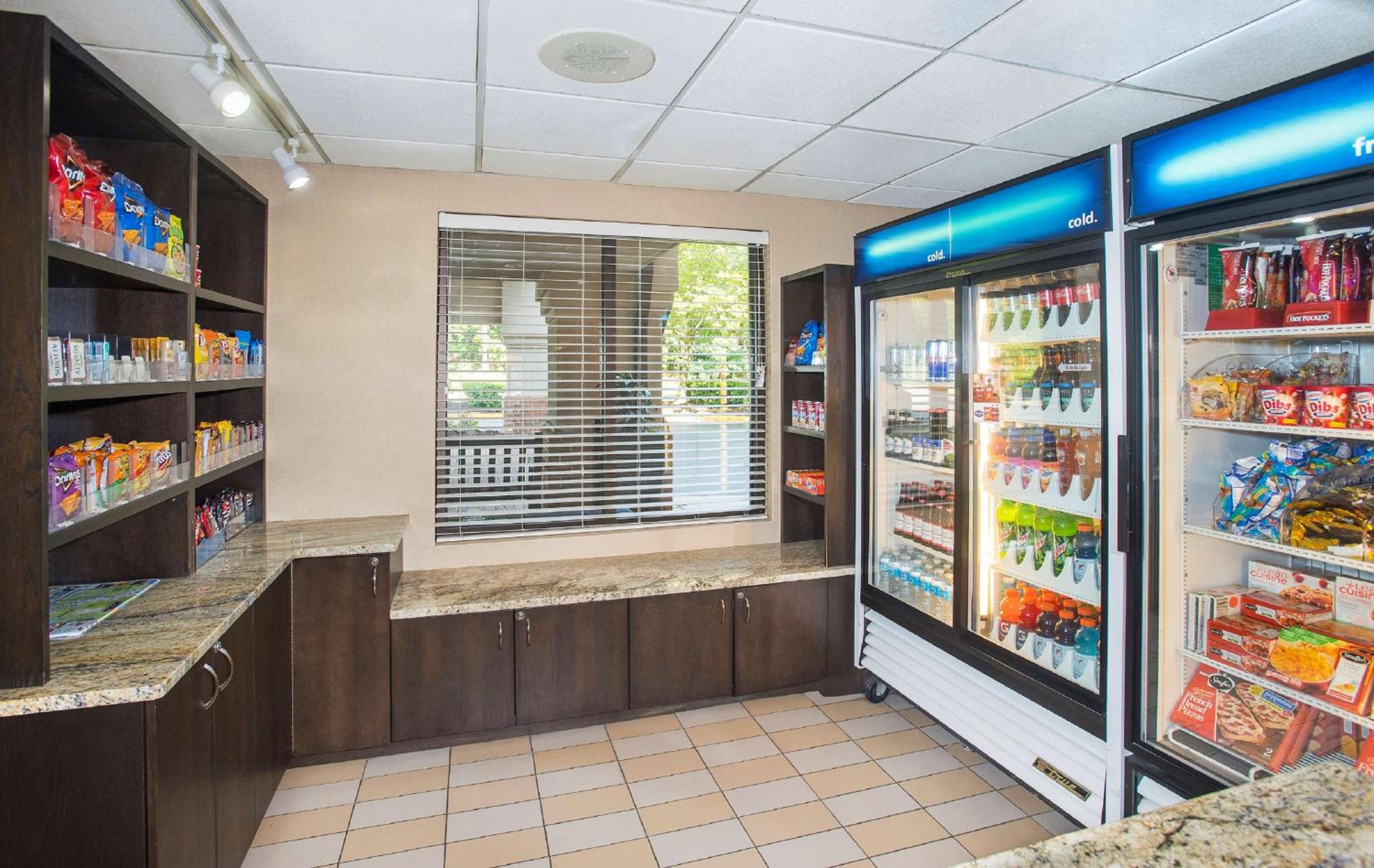 Annapolis Vacations - Hampton Inn  Suites Annapolis - Property Image 24