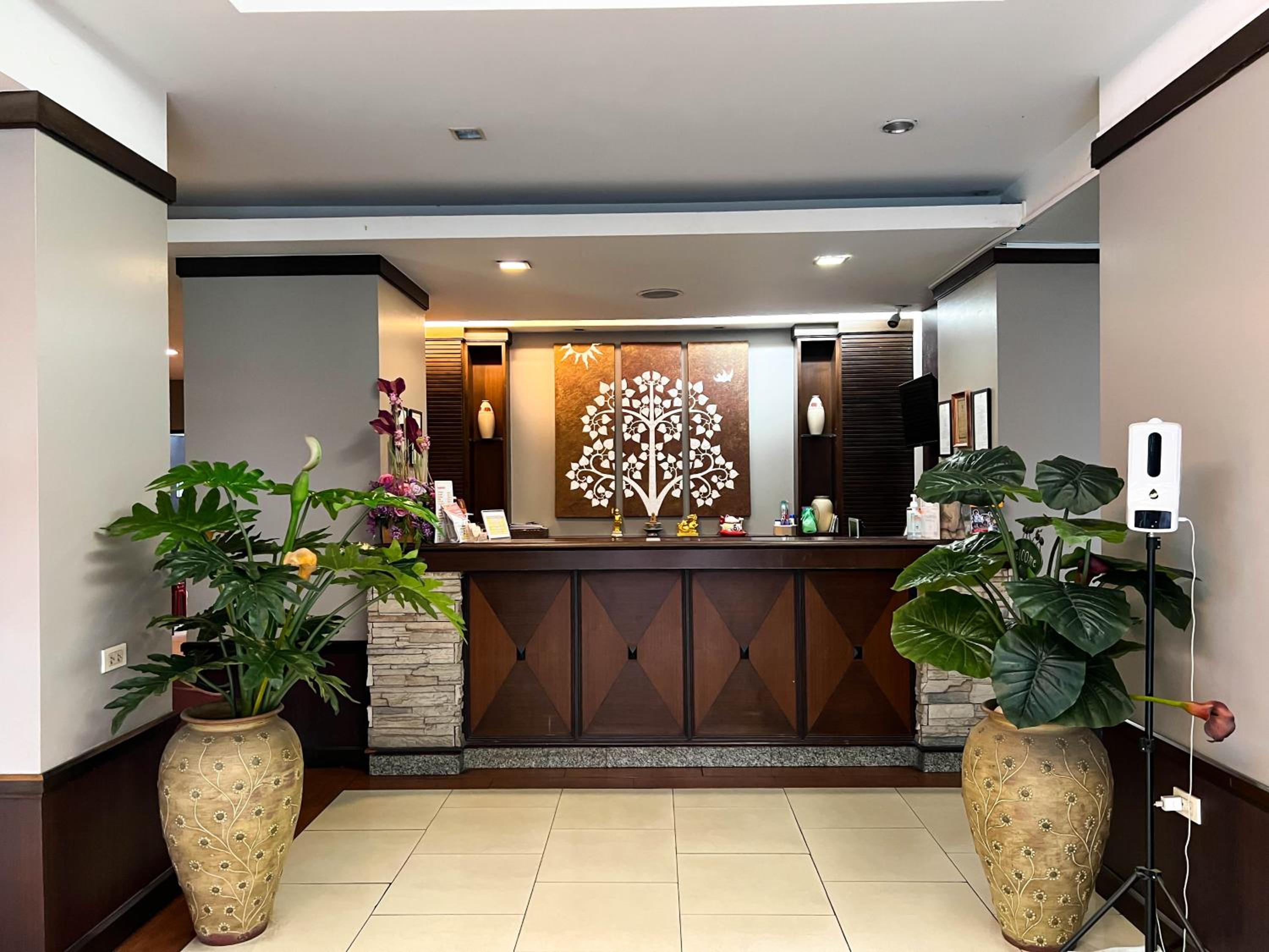 Srivichai Hotel