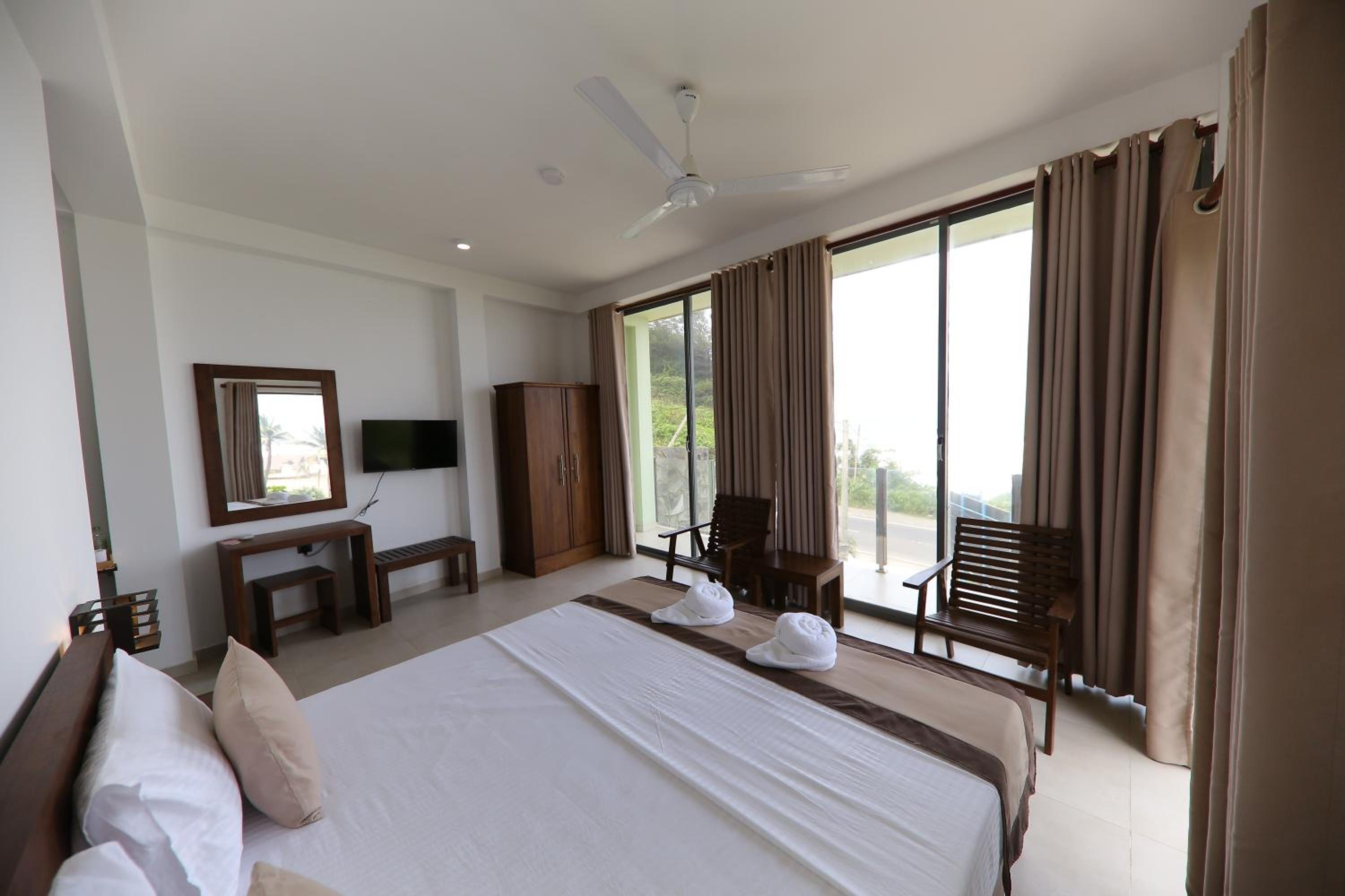 Surendra Seaview