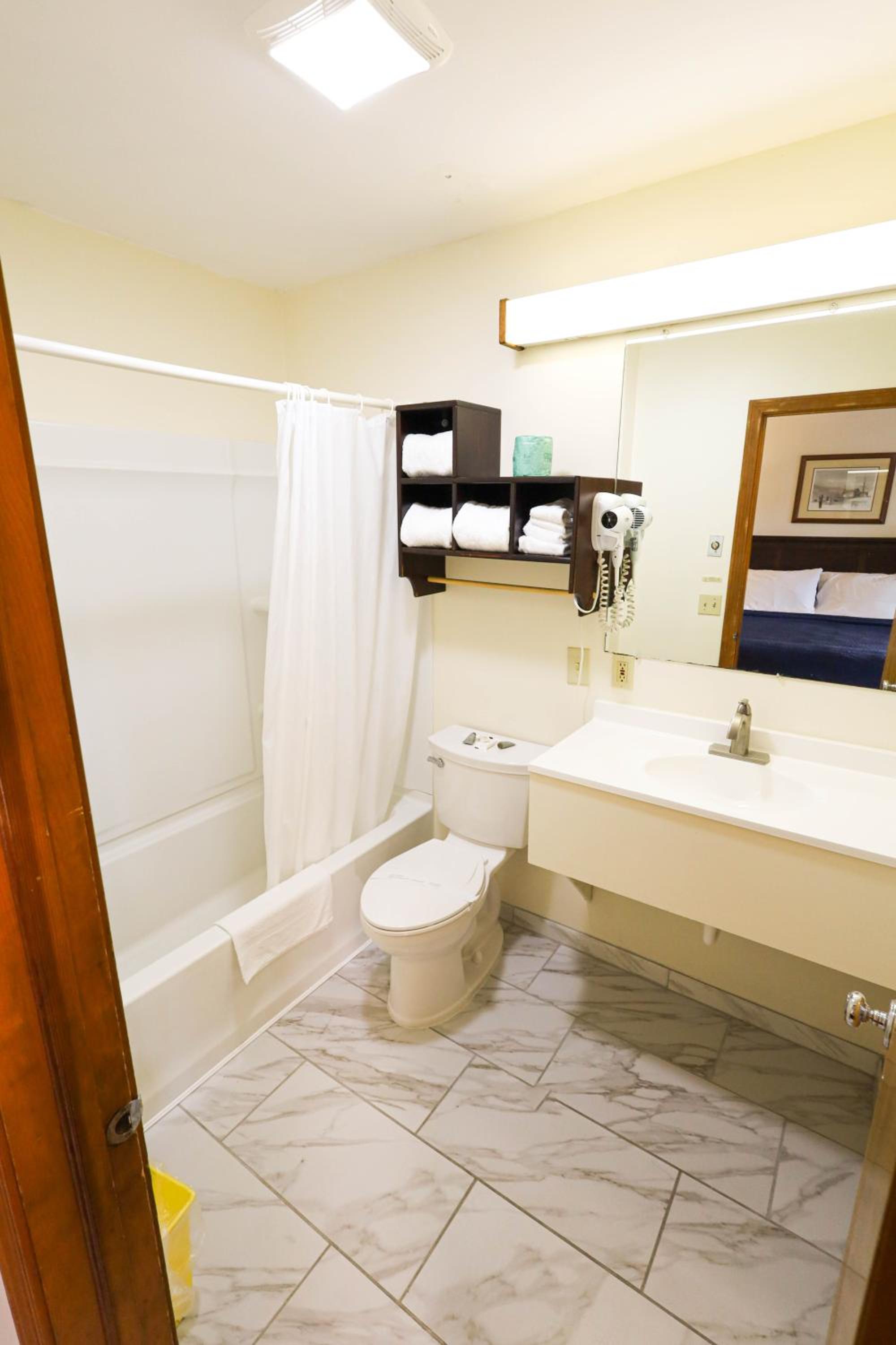 Chatham Travel Lodge