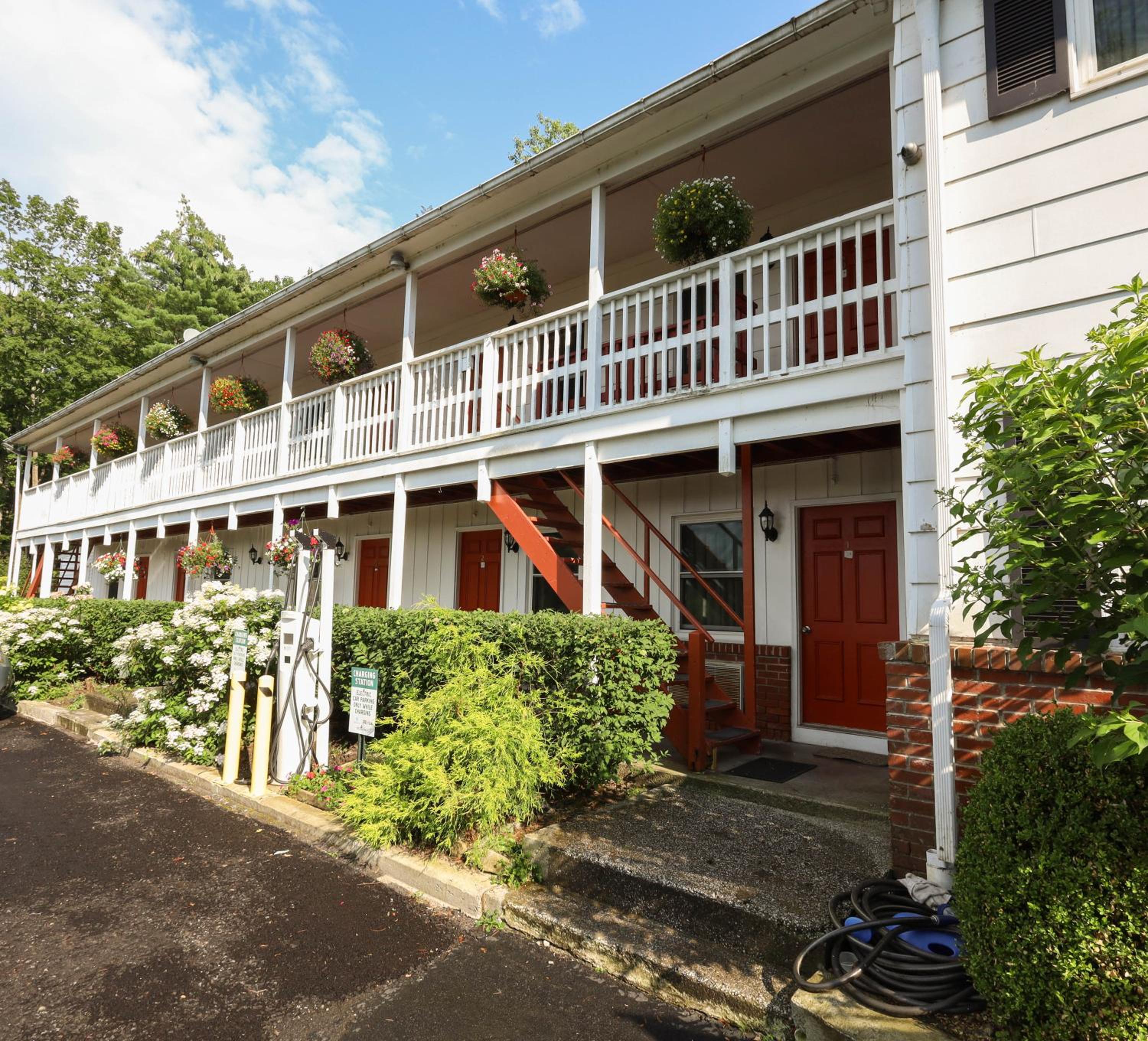 Chatham Travel Lodge
