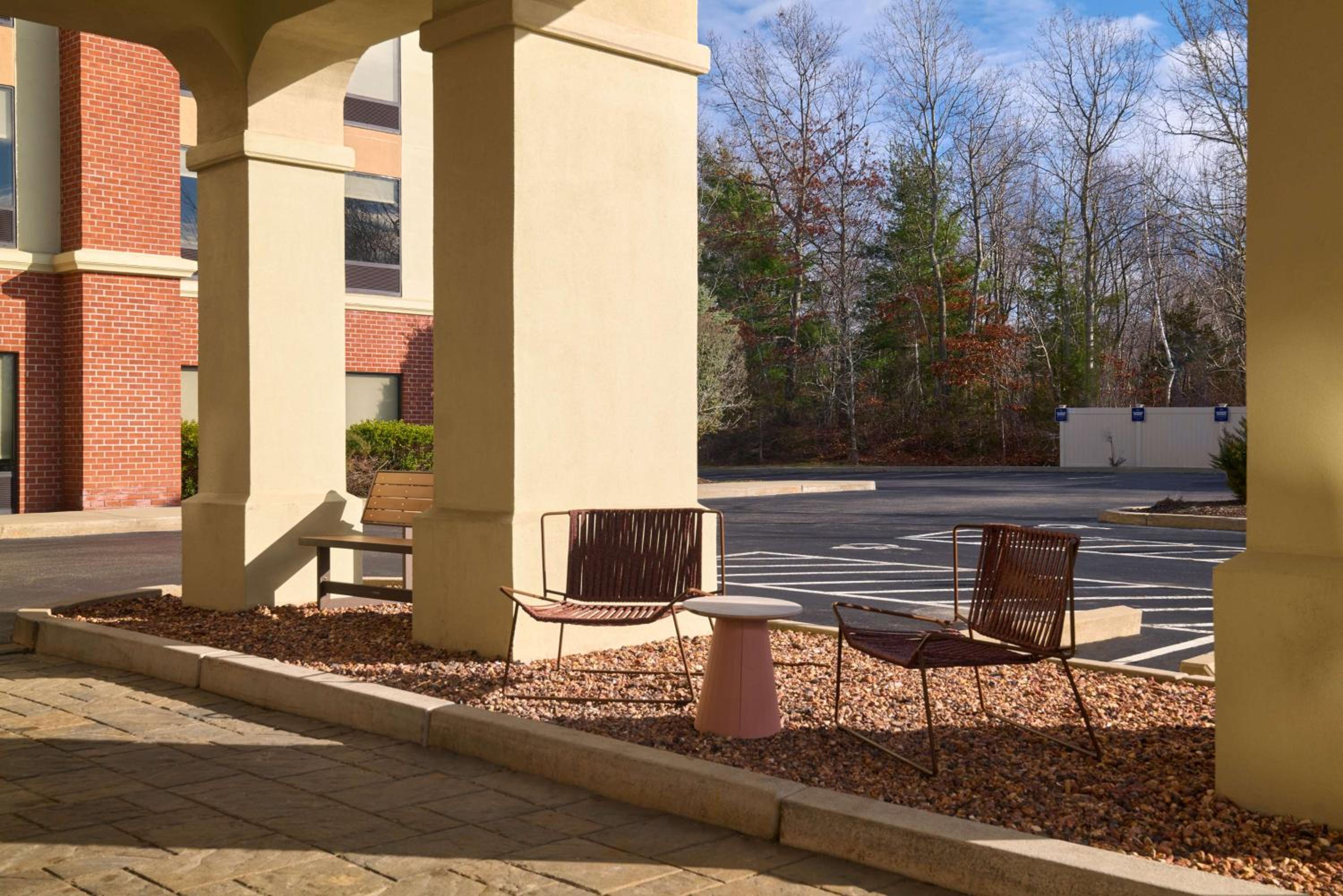 Smithfield Vacations - Hampton Inn Suites Providence / Smithfield - Property Image 31
