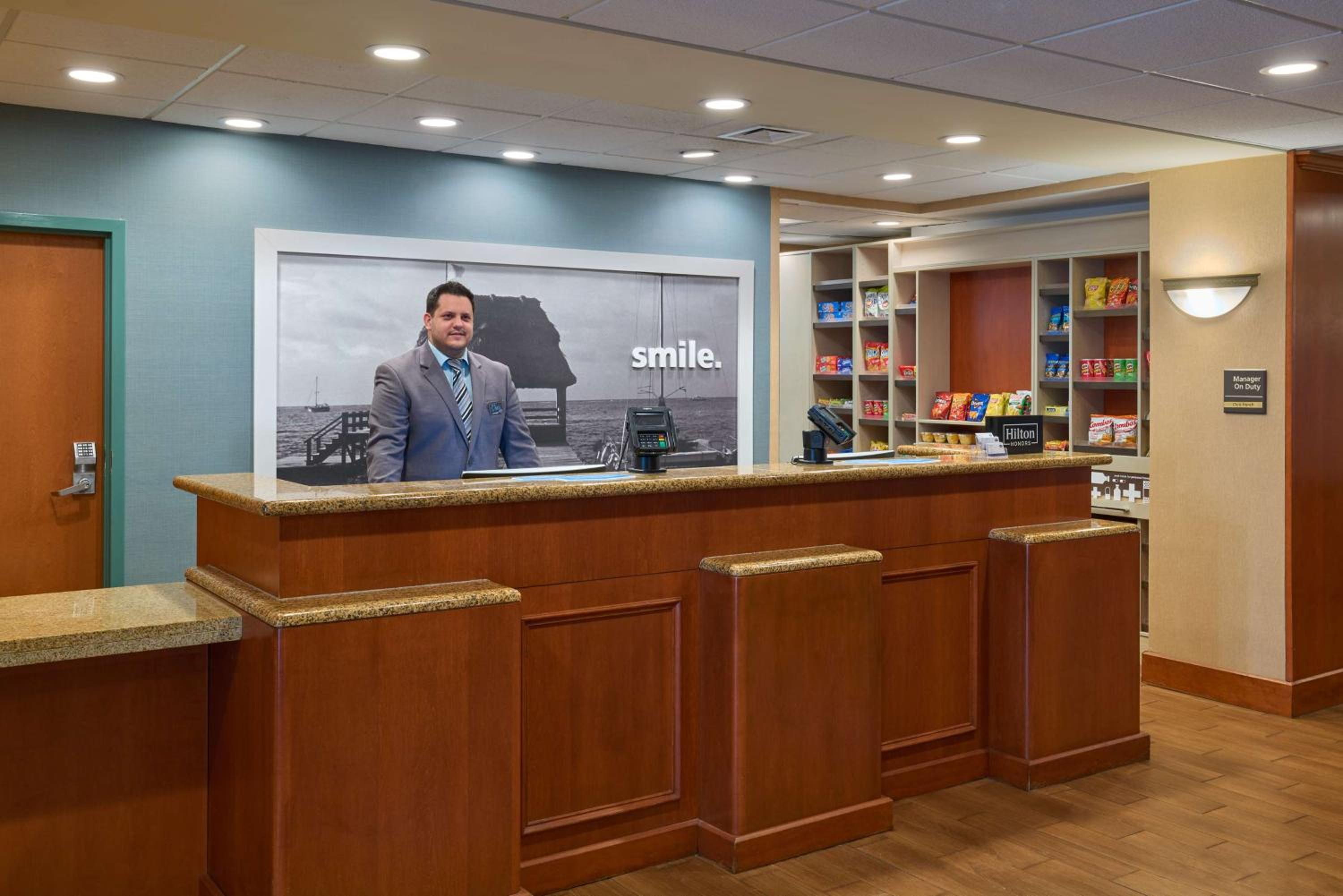 Smithfield Vacations - Hampton Inn Suites Providence / Smithfield - Property Image 25