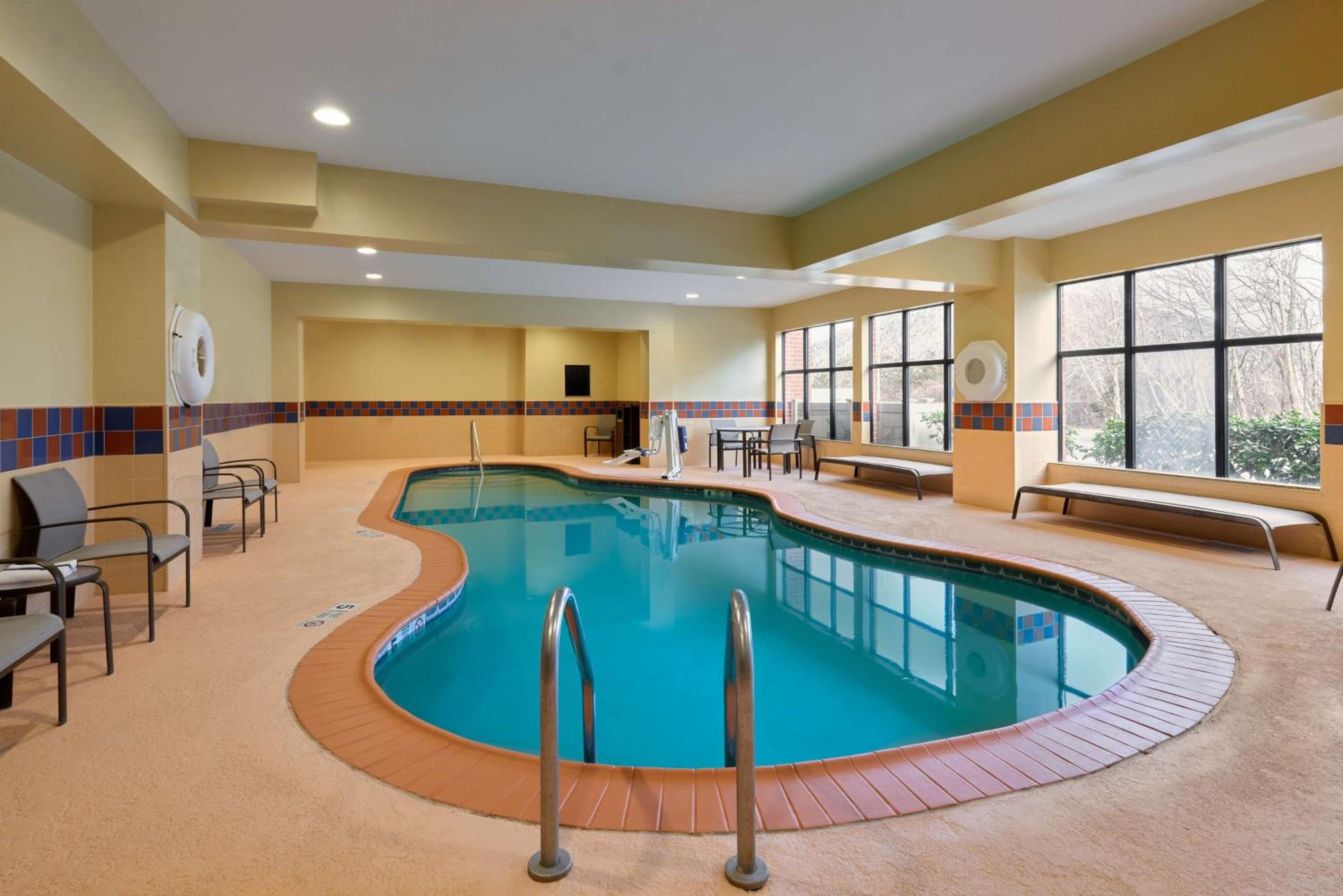 Smithfield Vacations - Hampton Inn Suites Providence / Smithfield - Property Image 27