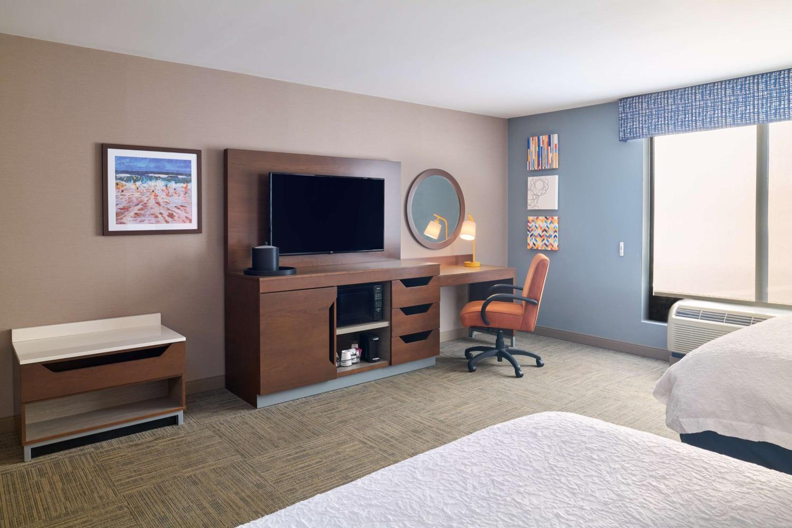 Smithfield Vacations - Hampton Inn  Suites Providence / Smithfield - Property Image 3