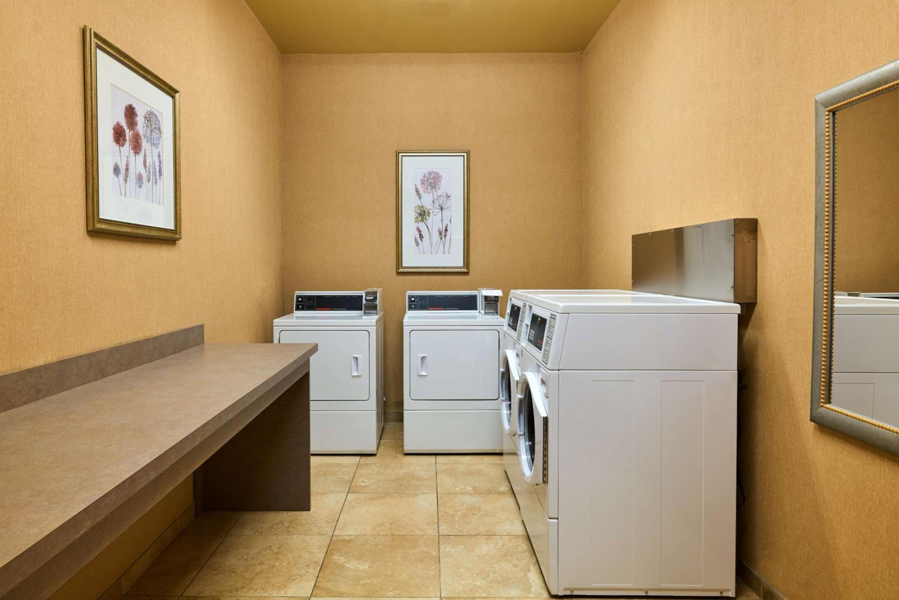 Smithfield Vacations - Hampton Inn Suites Providence / Smithfield - Property Image 37