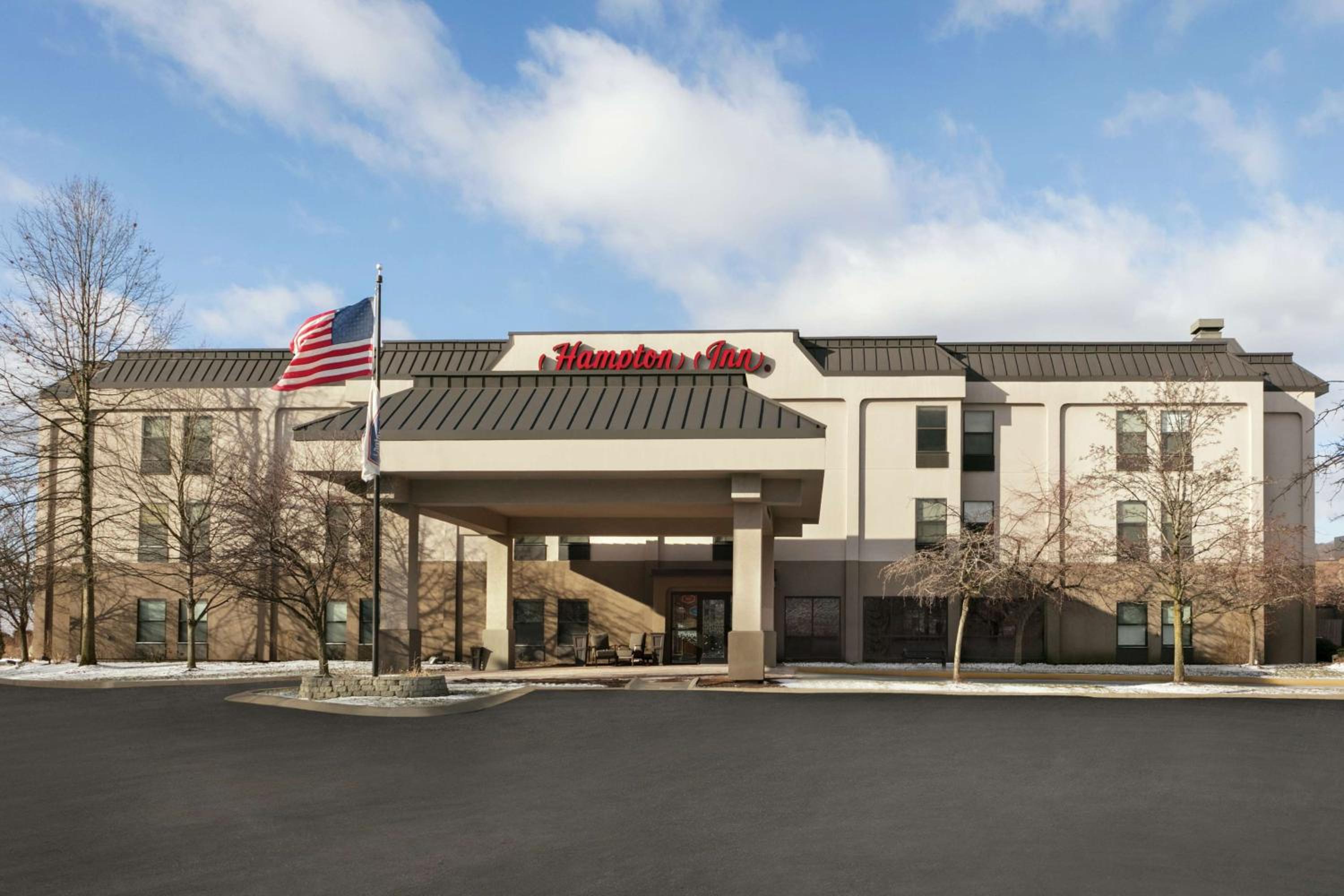 Binghamton Vacations - Hampton Inn Binghamton/Johnson City - Property Image 2