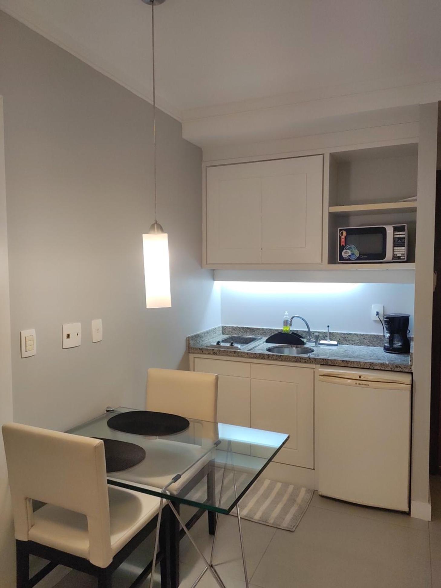 Flat 704 Triângulo Apart