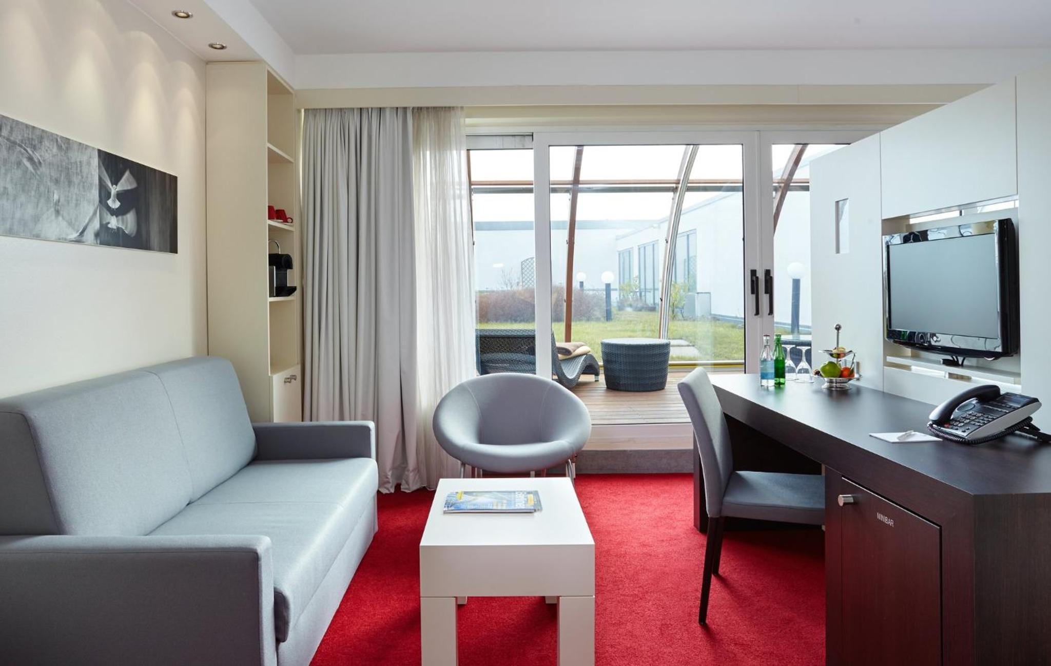 Holiday Inn Berlin Airport - Conference Centre, an IHG Hotel - Property Image 71