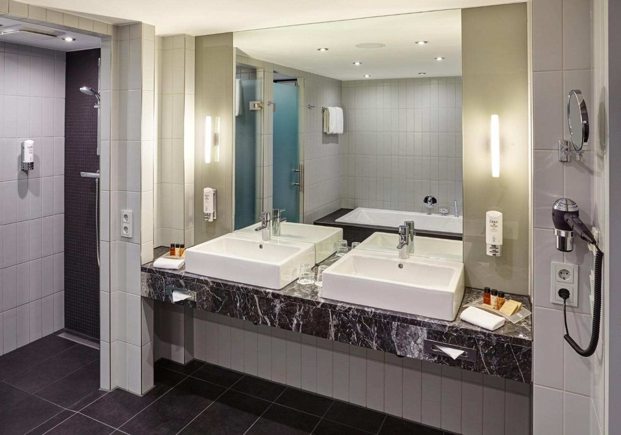 Holiday Inn Berlin Airport - Conference Centre, an IHG Hotel - Property Image 20