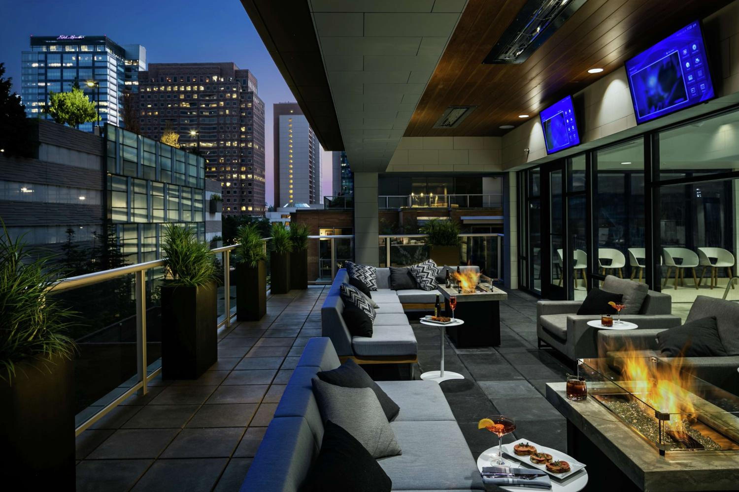 Seattle Vacations - Hilton Garden Inn Seattle Bellevue Downtown, WA - Property Image 1