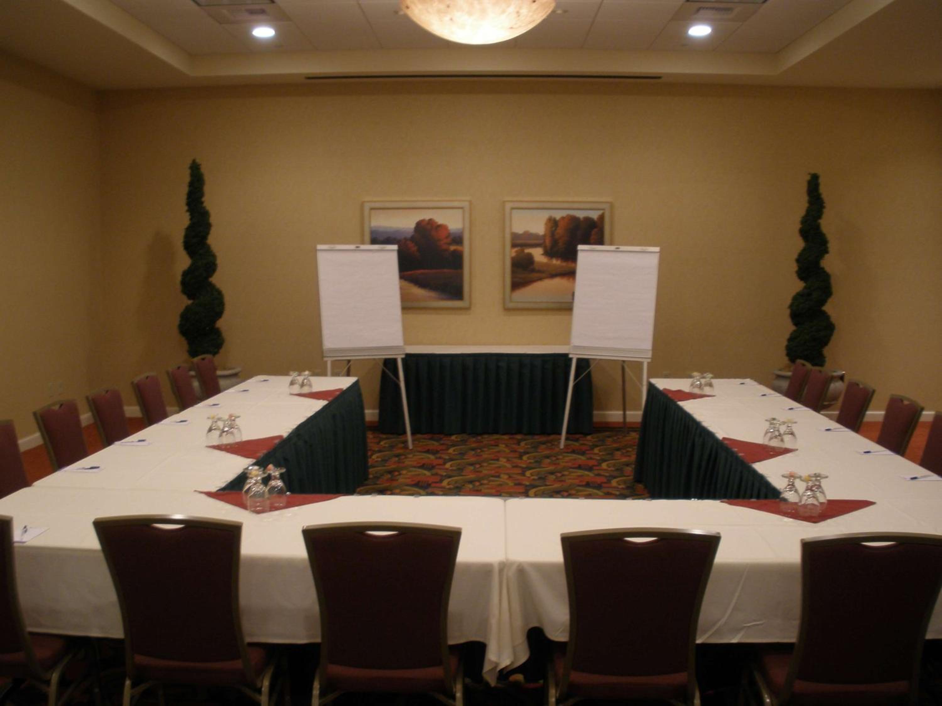 Yakima Vacations - Hilton Garden Inn Yakima Downtown - Property Image 10