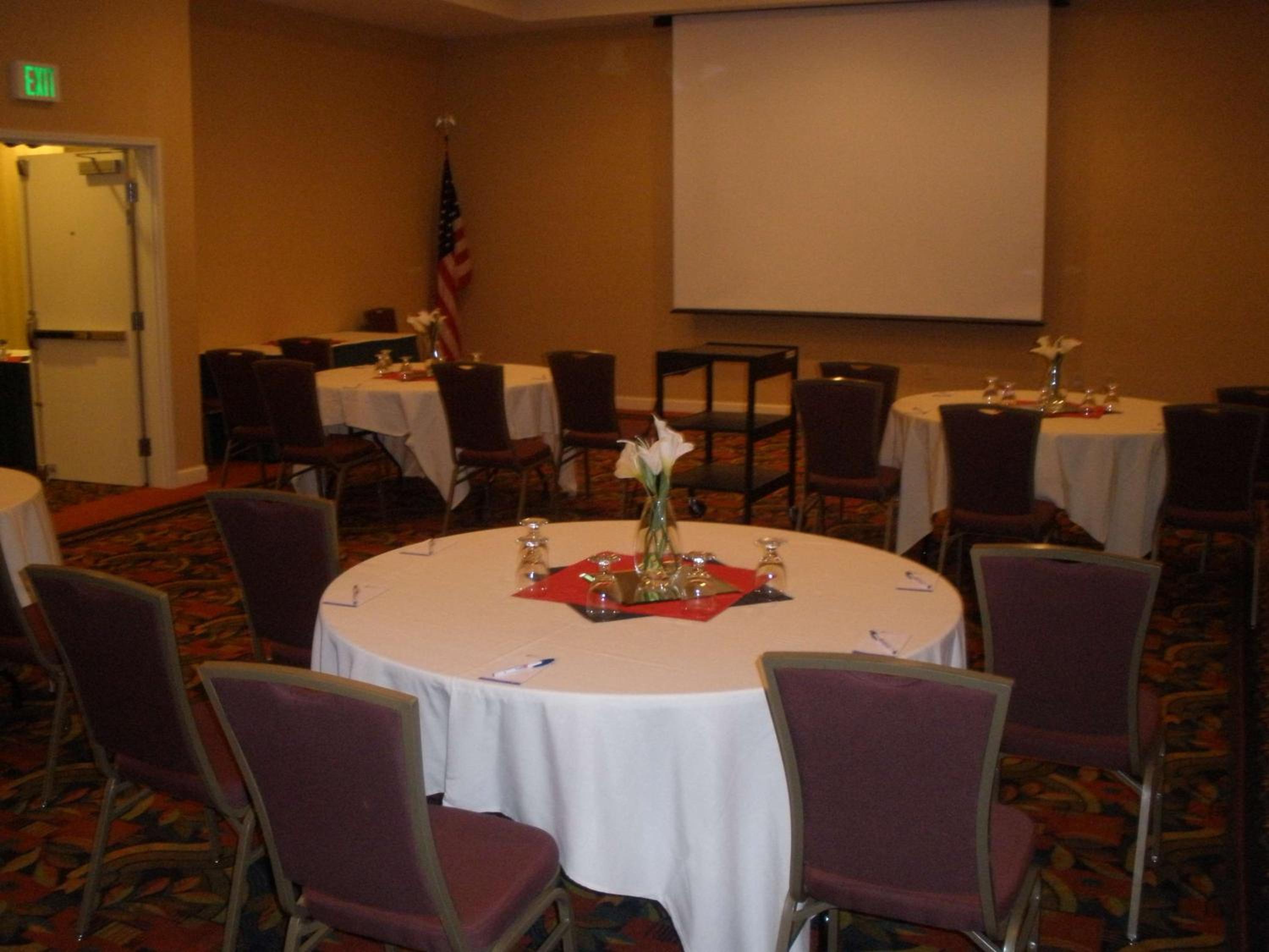Yakima Vacations - Hilton Garden Inn Yakima Downtown - Property Image 9