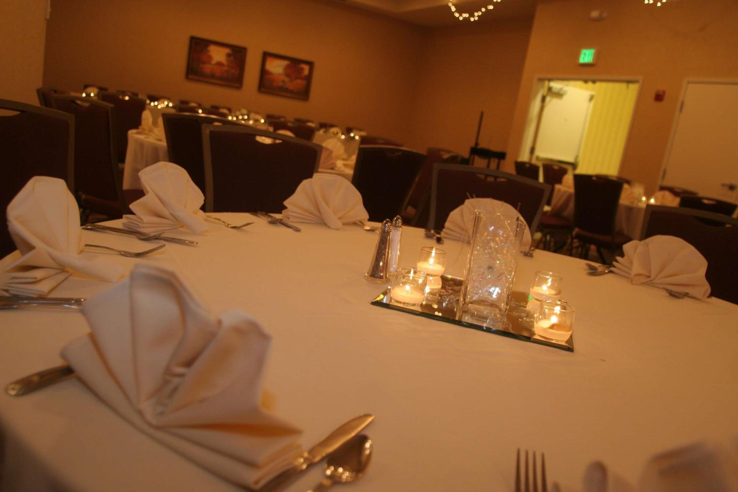 Yakima Vacations - Hilton Garden Inn Yakima Downtown - Property Image 1