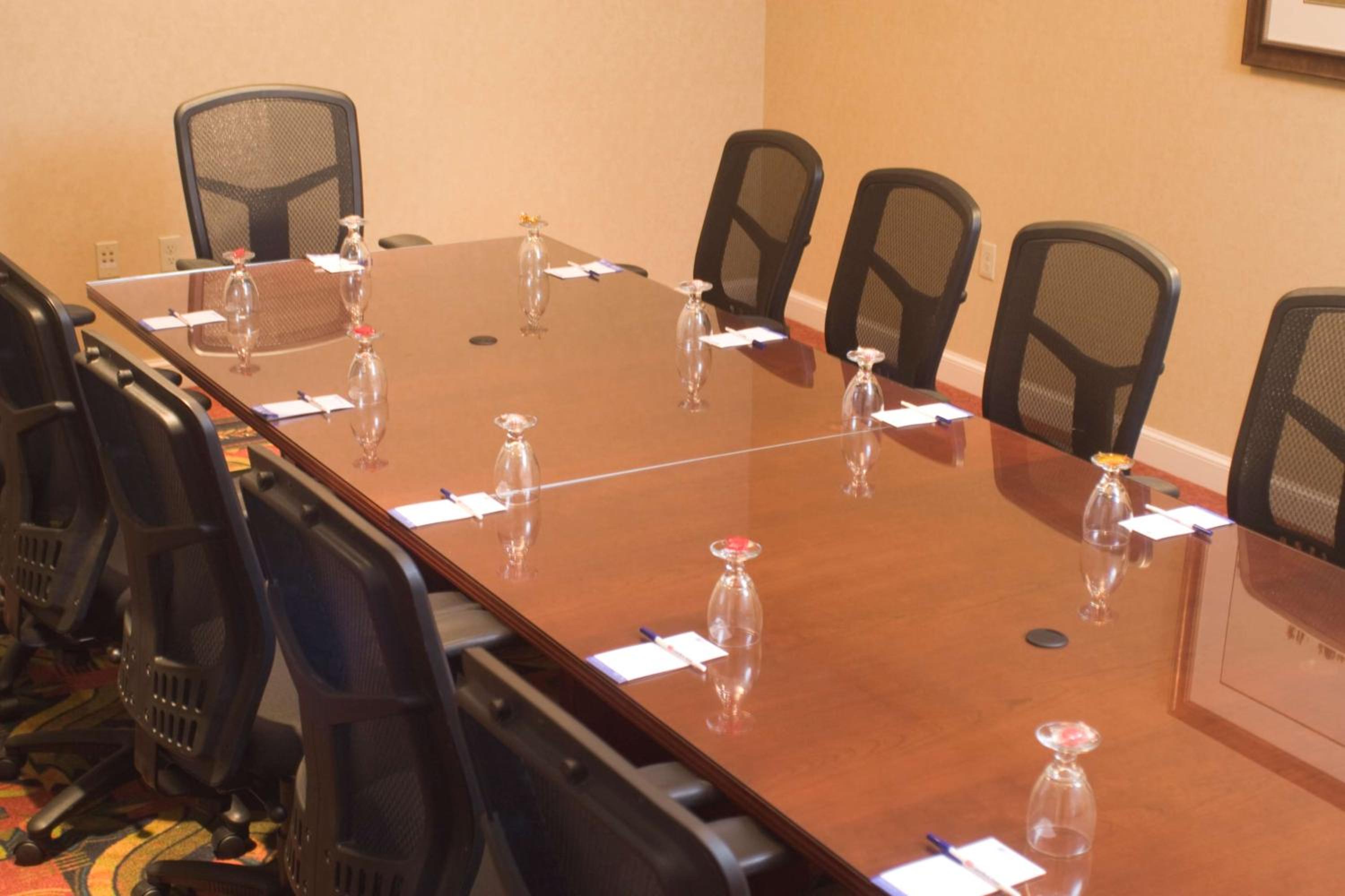 Yakima Vacations - Hilton Garden Inn Yakima Downtown - Property Image 12