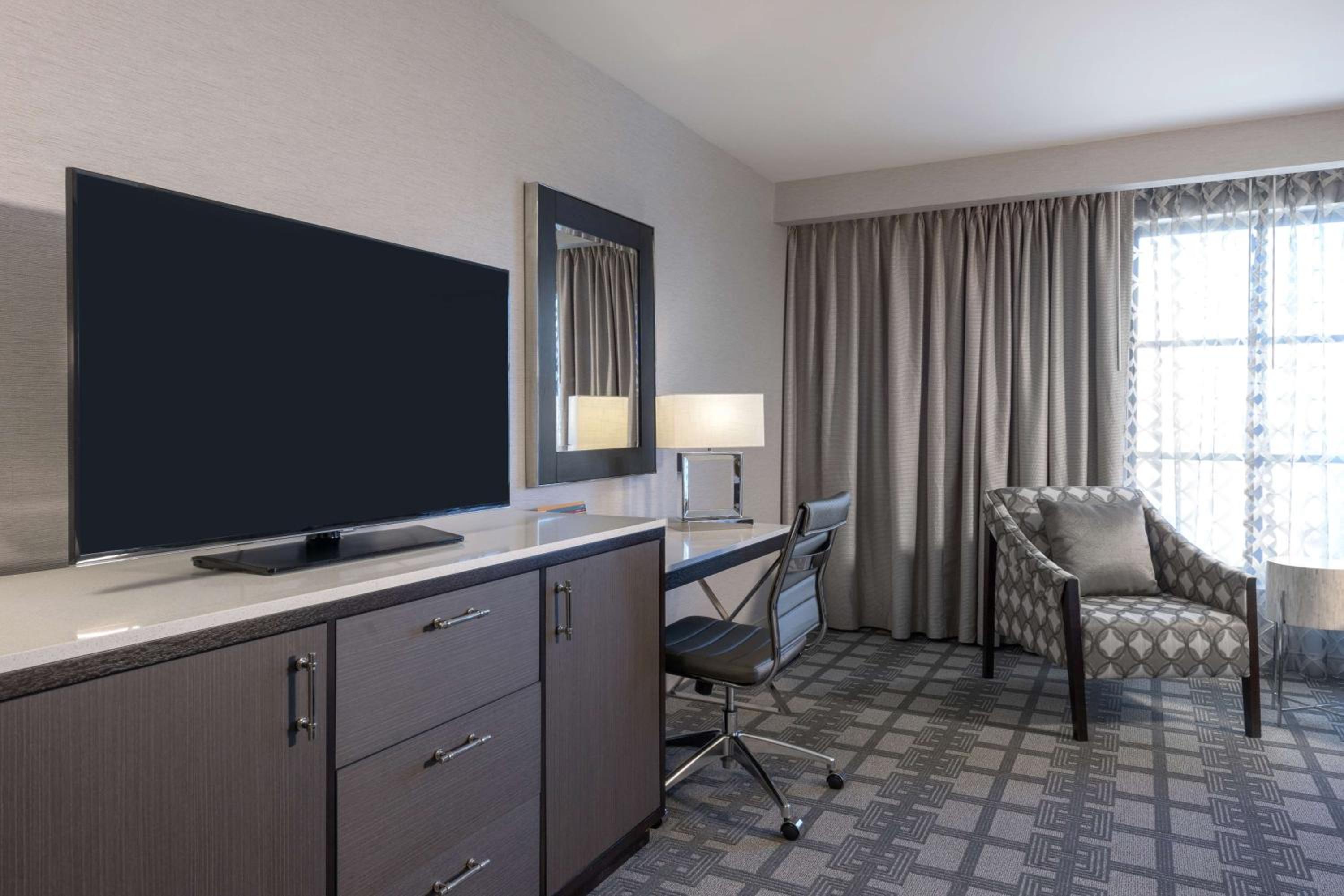 Portsmouth Vacations - Hilton Garden Inn Portsmouth Downtown - Property Image 5