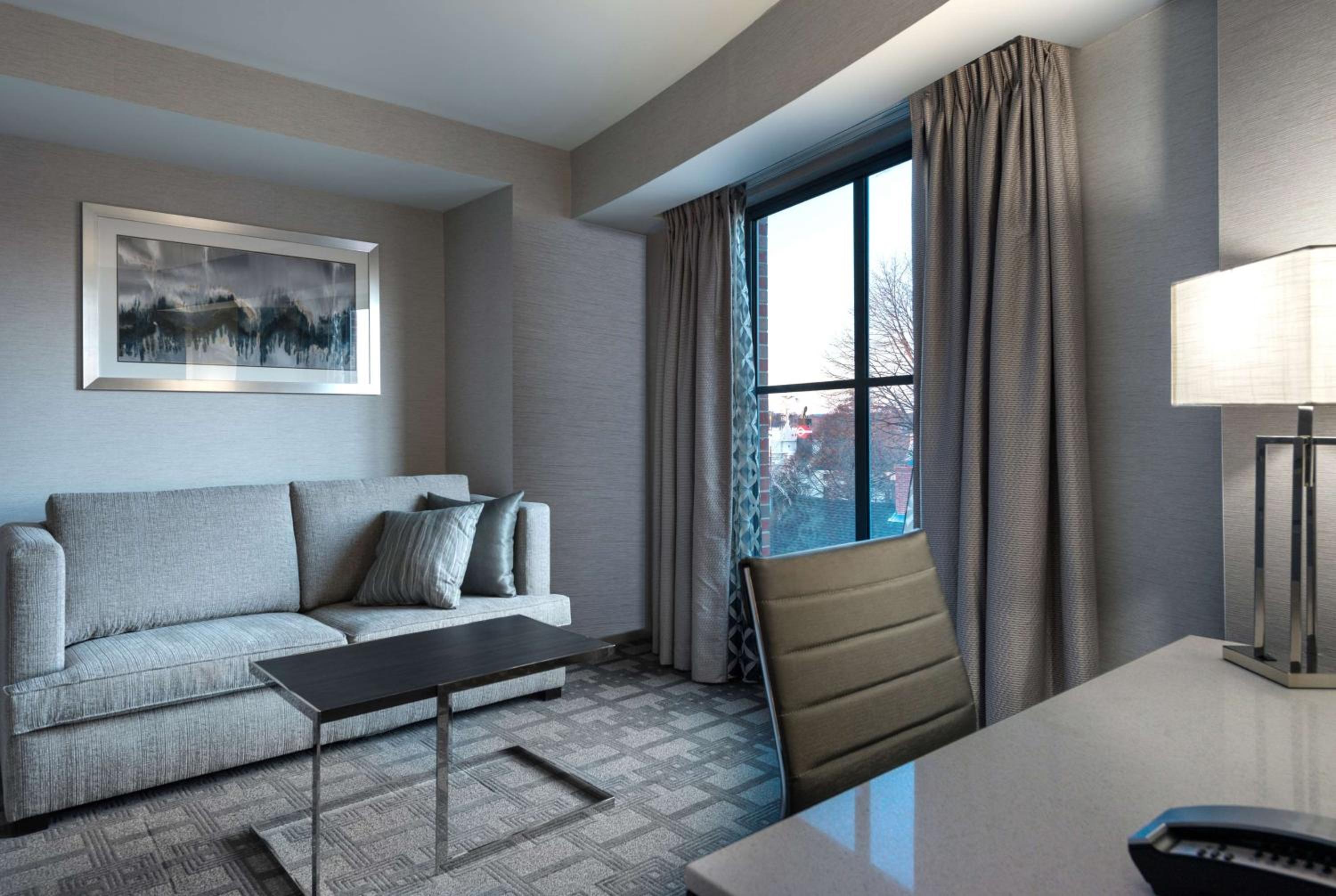 Portsmouth Vacations - Hilton Garden Inn Portsmouth Downtown - Property Image 12