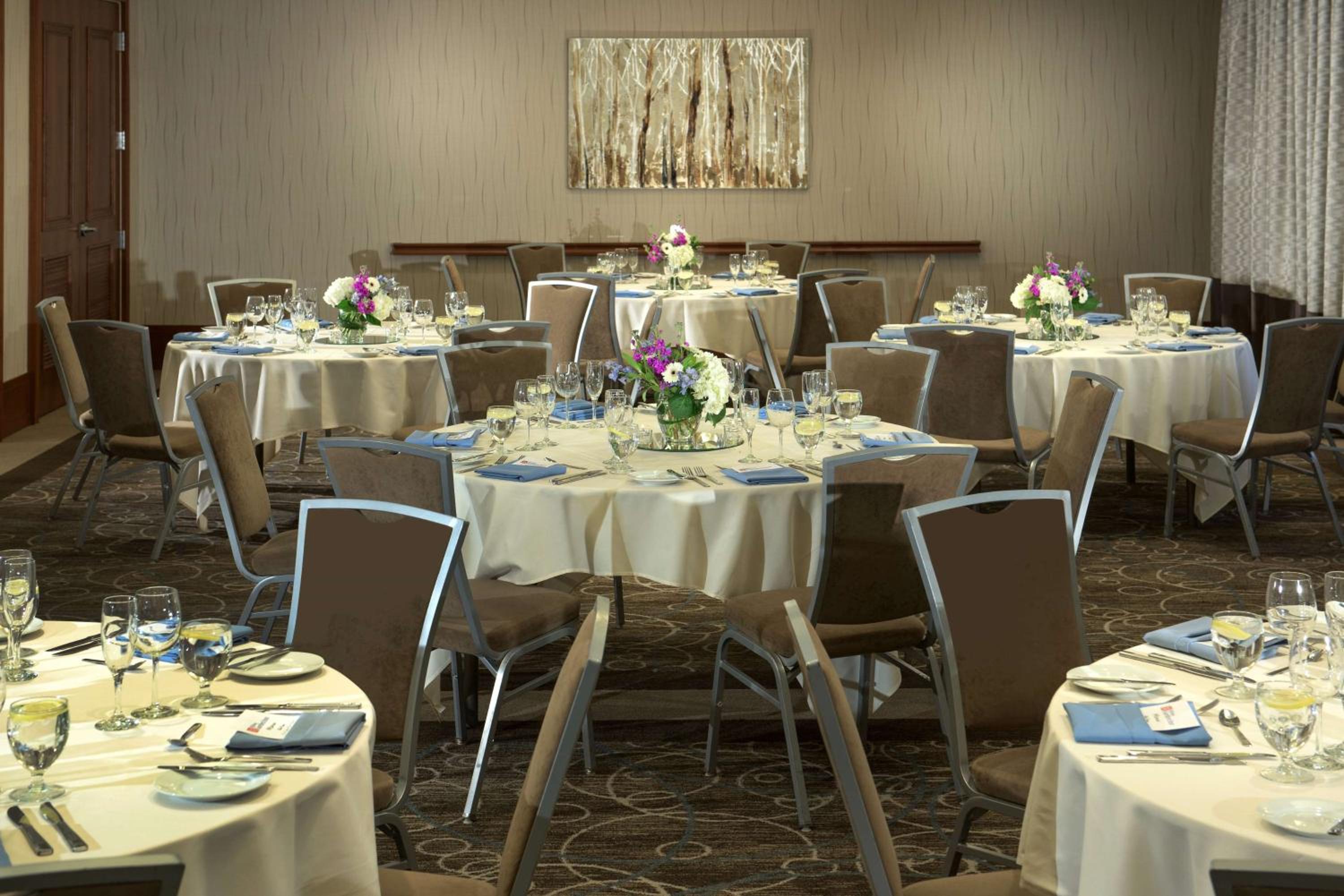 Portsmouth Vacations - Hilton Garden Inn Portsmouth Downtown - Property Image 25