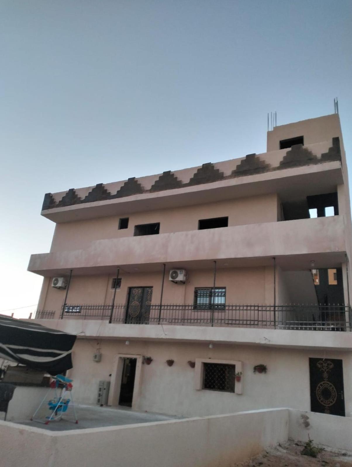 Photo 48