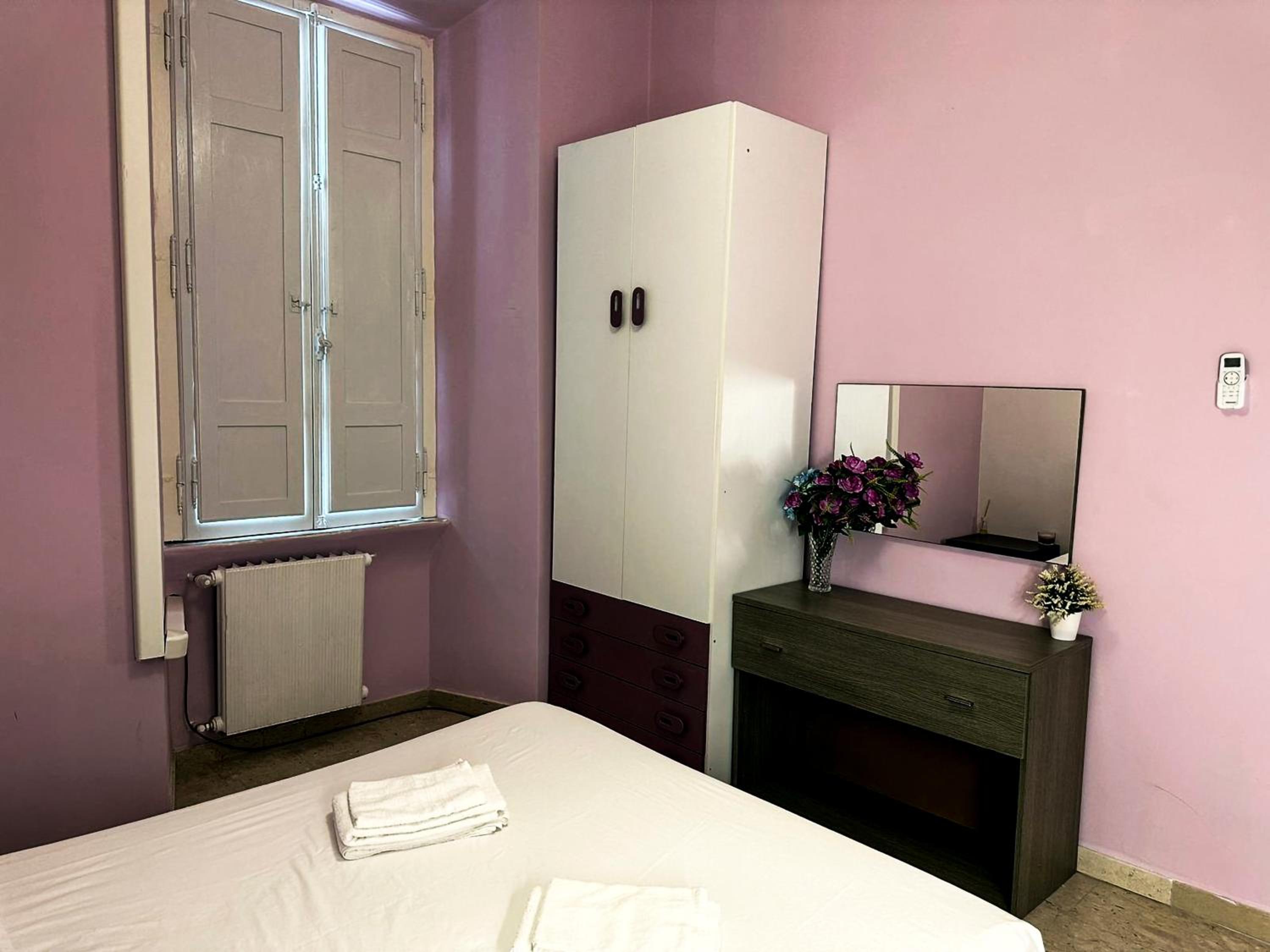 Sina Rent Room