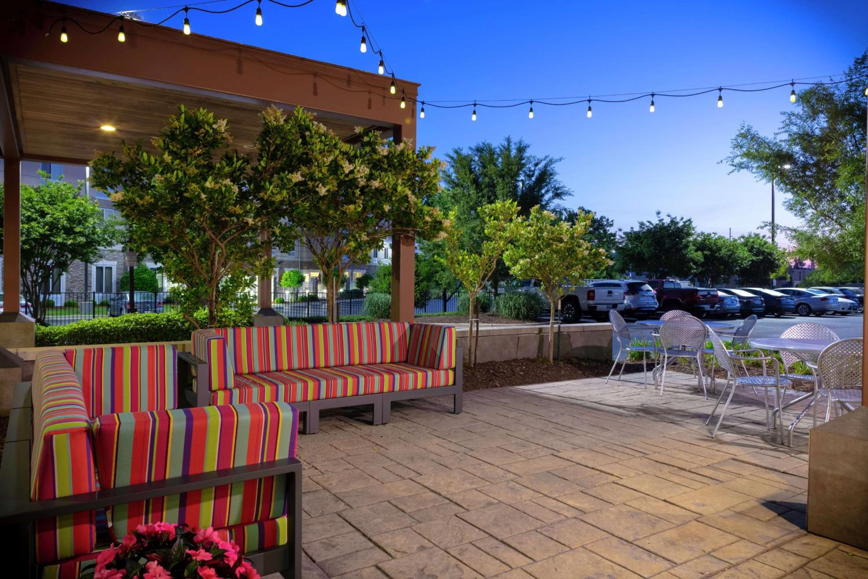 Fayetteville Vacations - Home2 Suites by Hilton Fayetteville Fort Liberty - Property Image 26