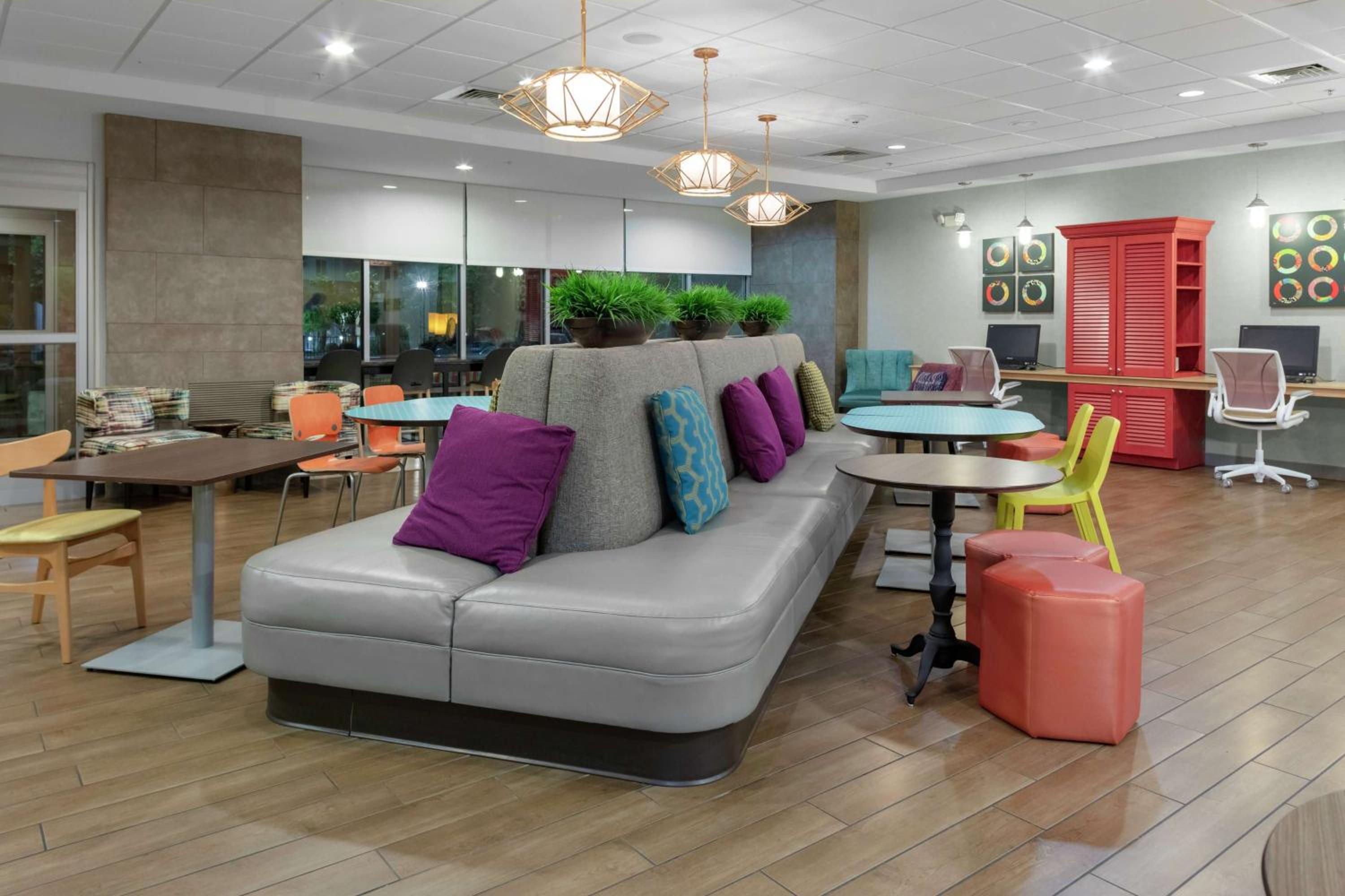 Fayetteville Vacations - Home2 Suites by Hilton Fayetteville Fort Liberty - Property Image 24