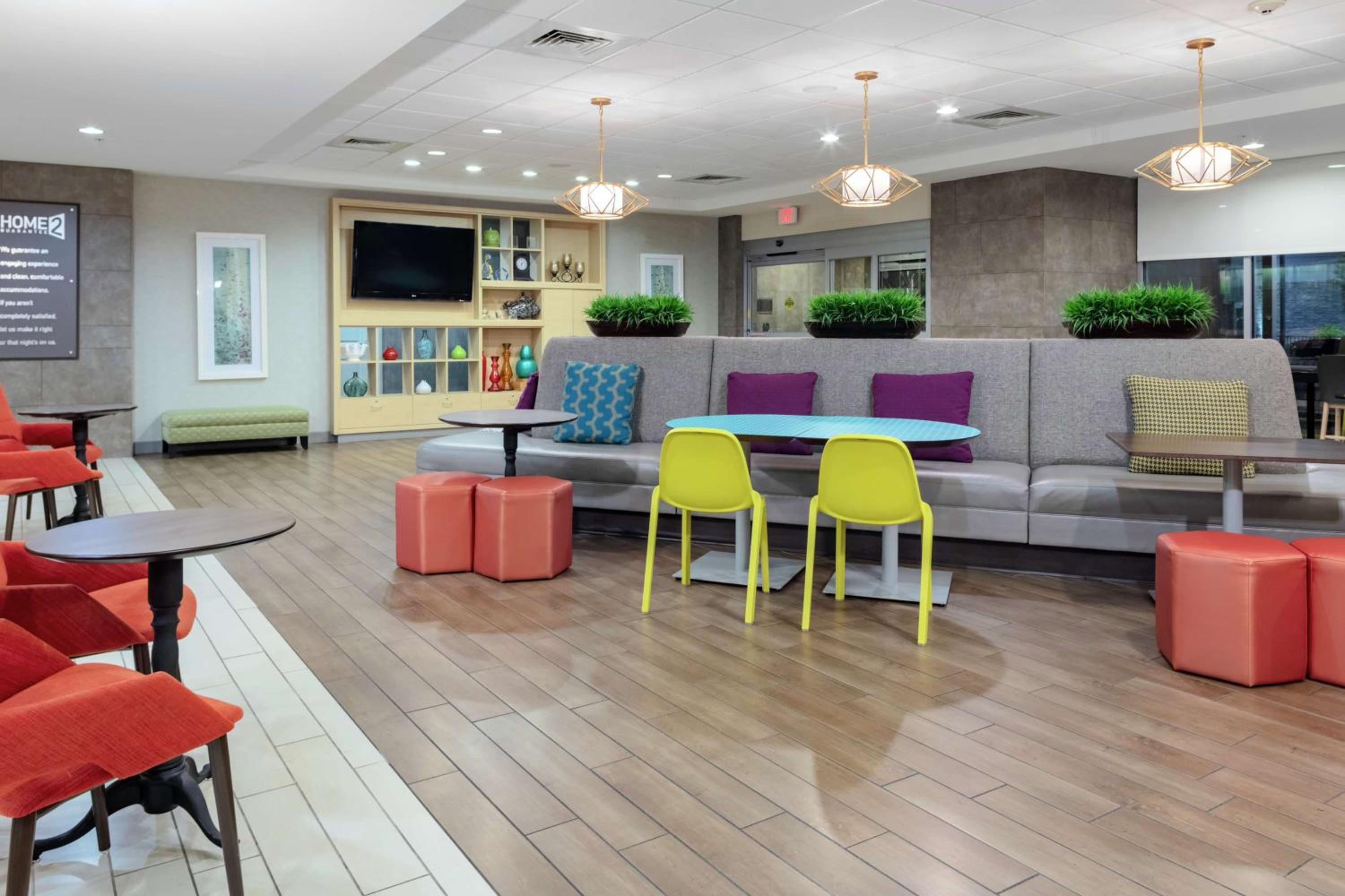 Fayetteville Vacations - Home2 Suites by Hilton Fayetteville Fort Liberty - Property Image 23